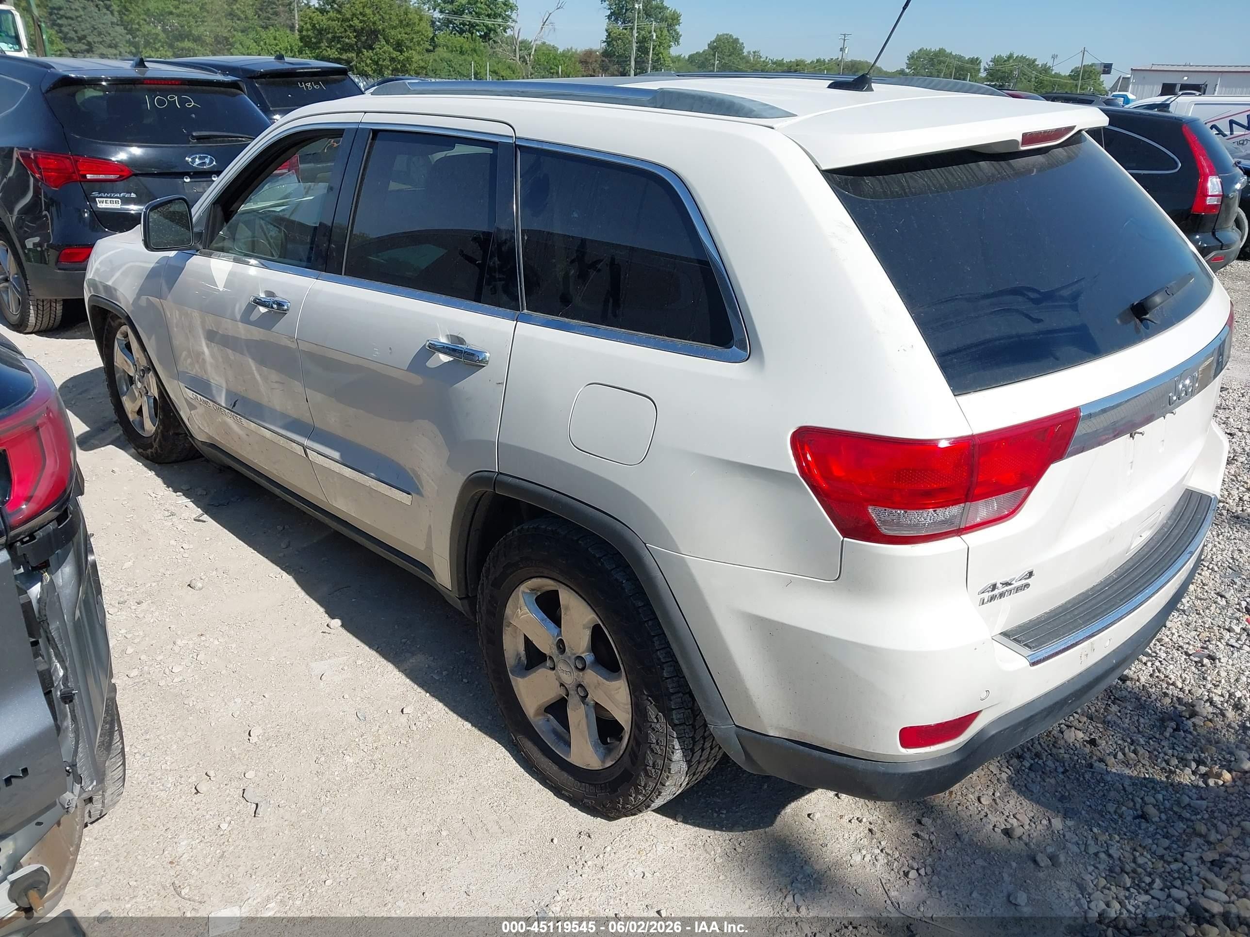 2011 Jeep Grand Cherokee Limited White vin: 1J4RR5GGXBC738350