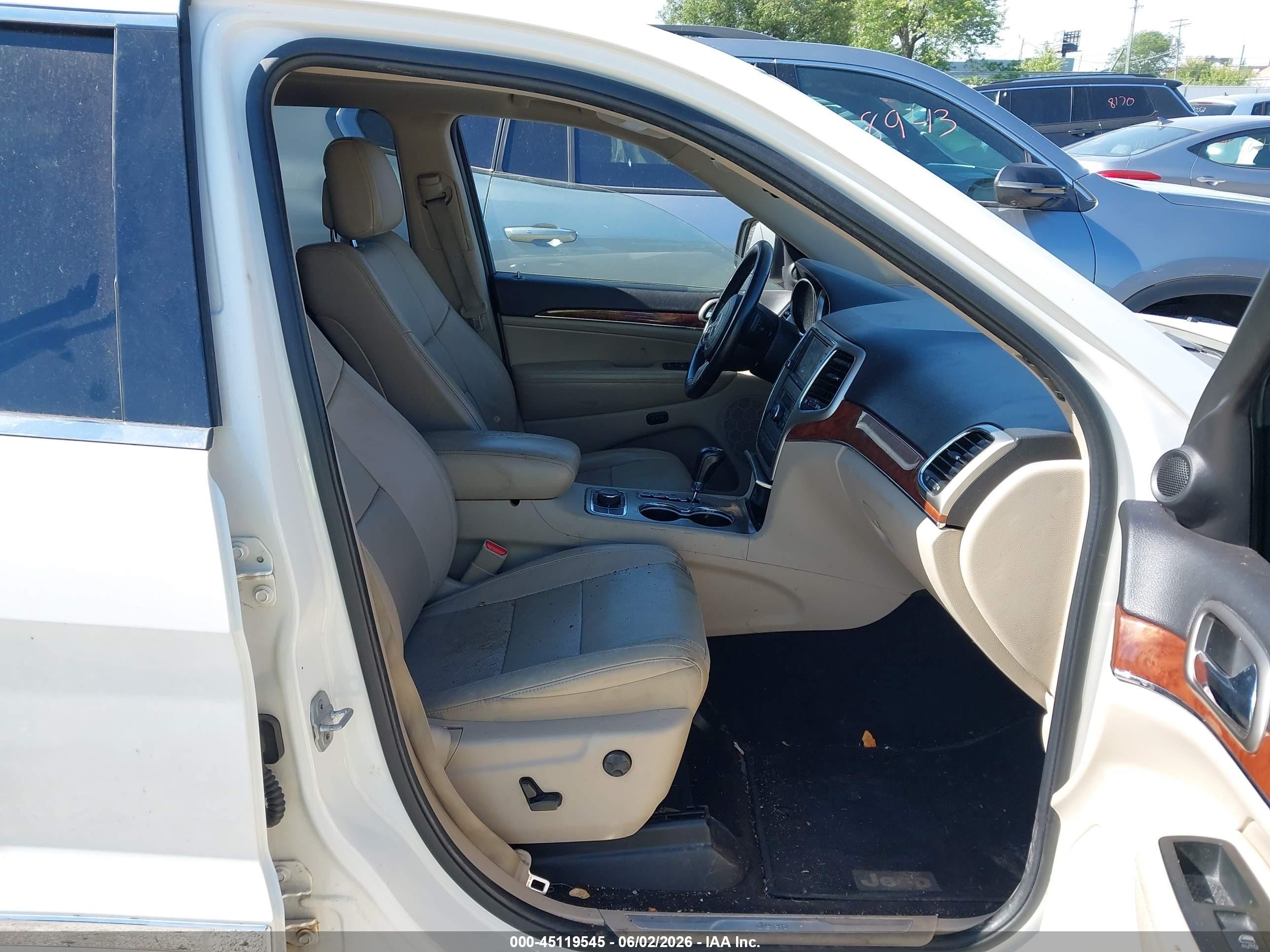 2011 Jeep Grand Cherokee Limited White vin: 1J4RR5GGXBC738350