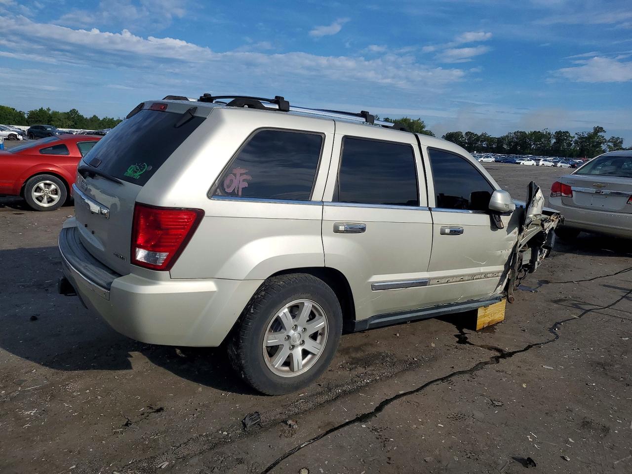 2010 Jeep Grand Cherokee Limited Silver vin: 1J4RR5GT0AC137475