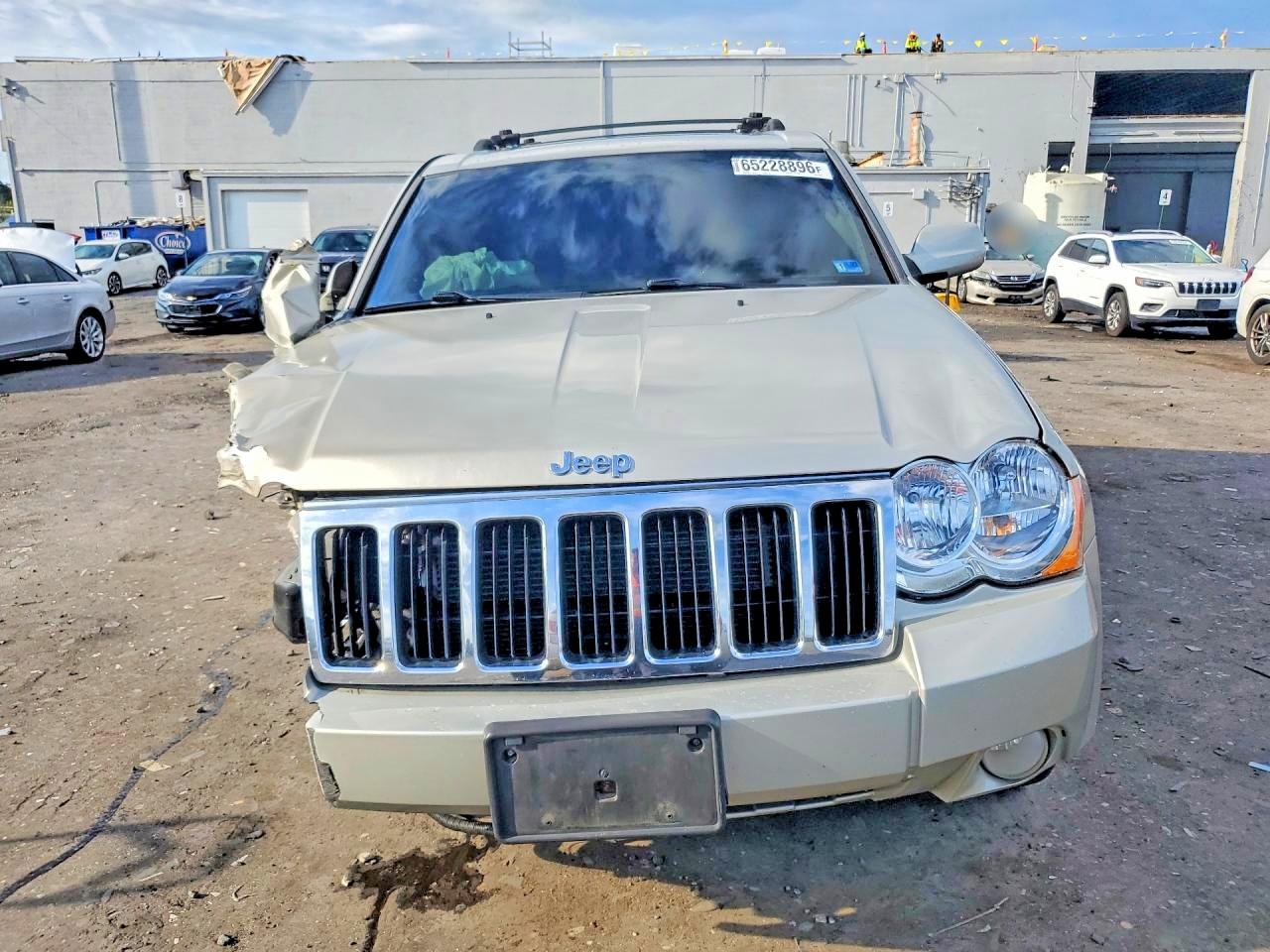 2010 Jeep Grand Cherokee Limited Silver vin: 1J4RR5GT0AC137475