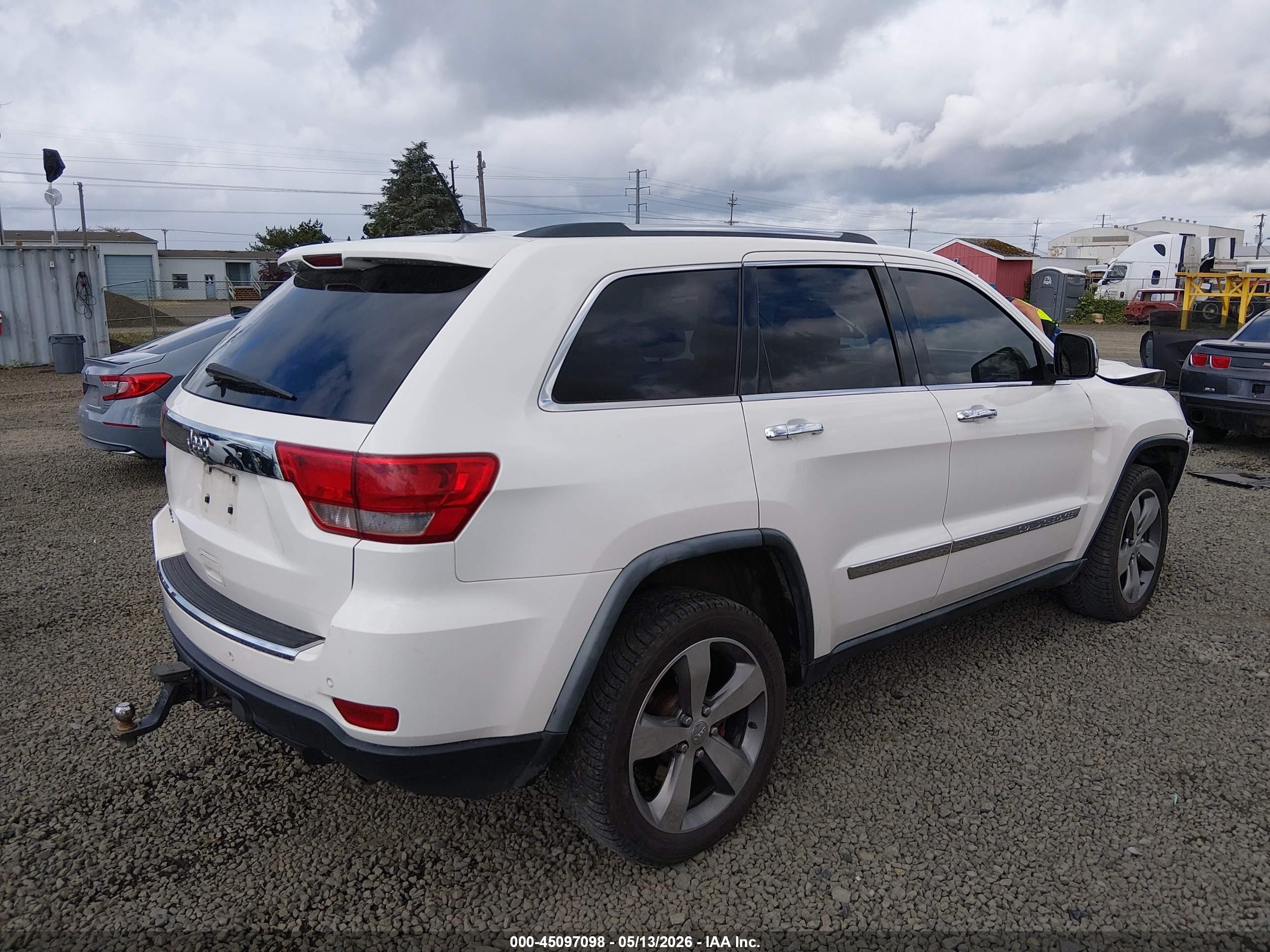 2011 Jeep Grand Cherokee Limited White vin: 1J4RR5GT2BC556767