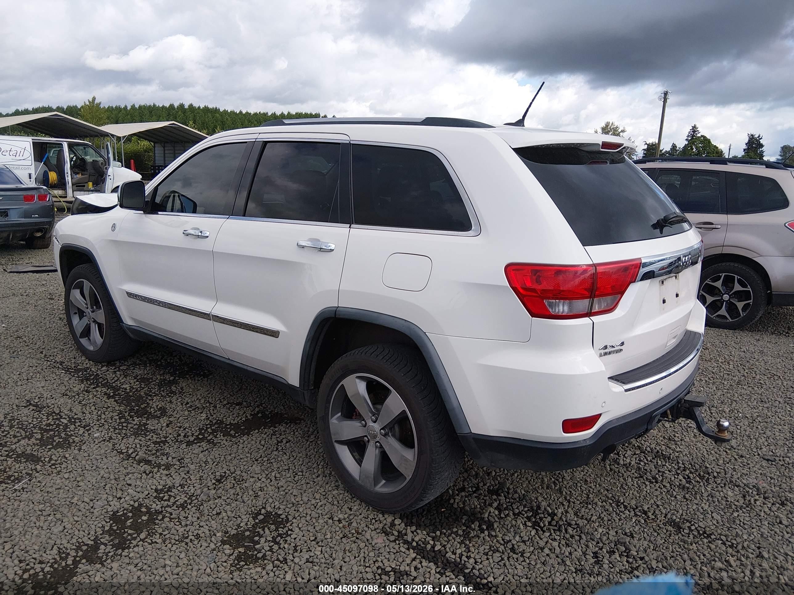 2011 Jeep Grand Cherokee Limited White vin: 1J4RR5GT2BC556767