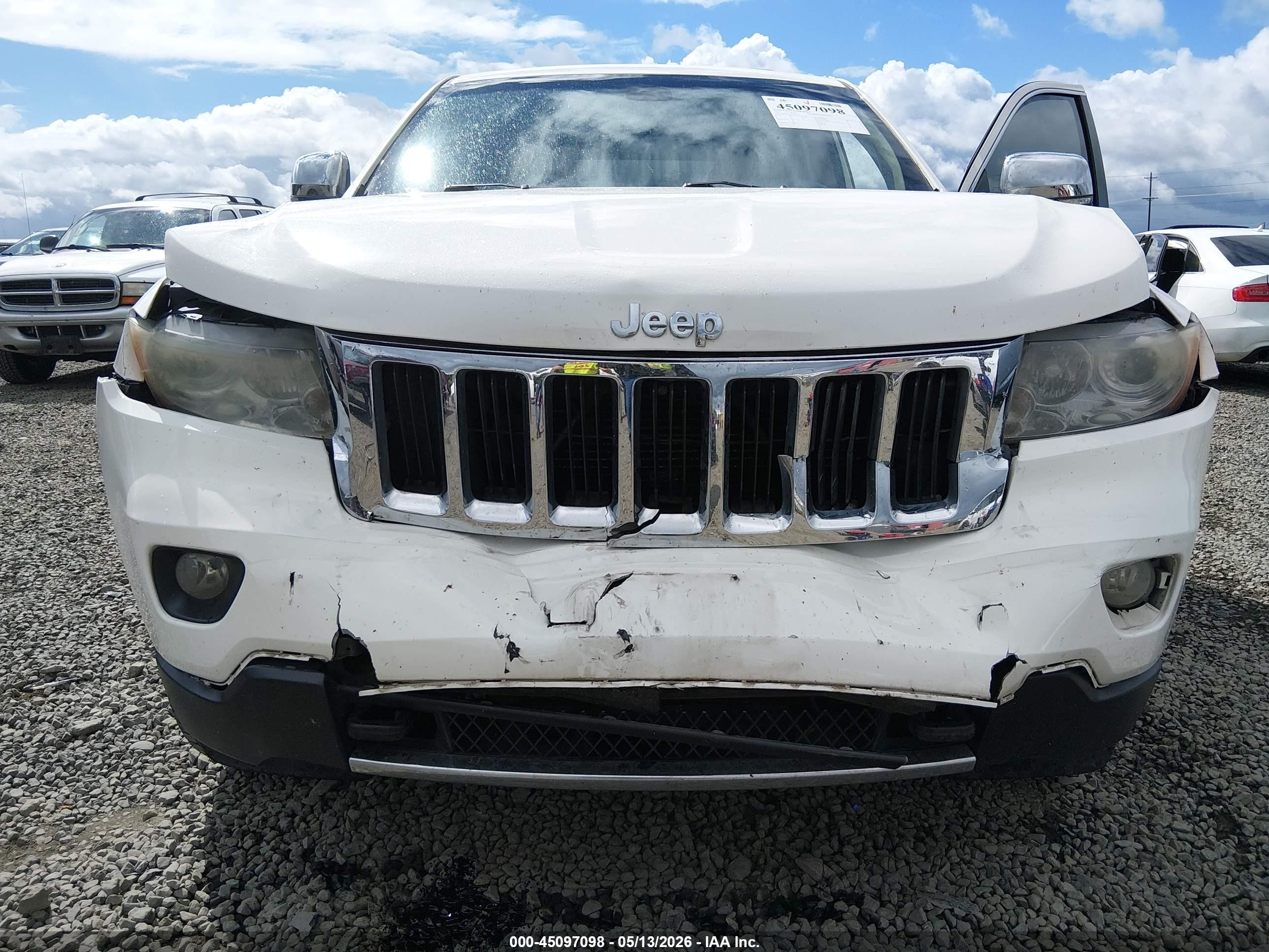 2011 Jeep Grand Cherokee Limited White vin: 1J4RR5GT2BC556767