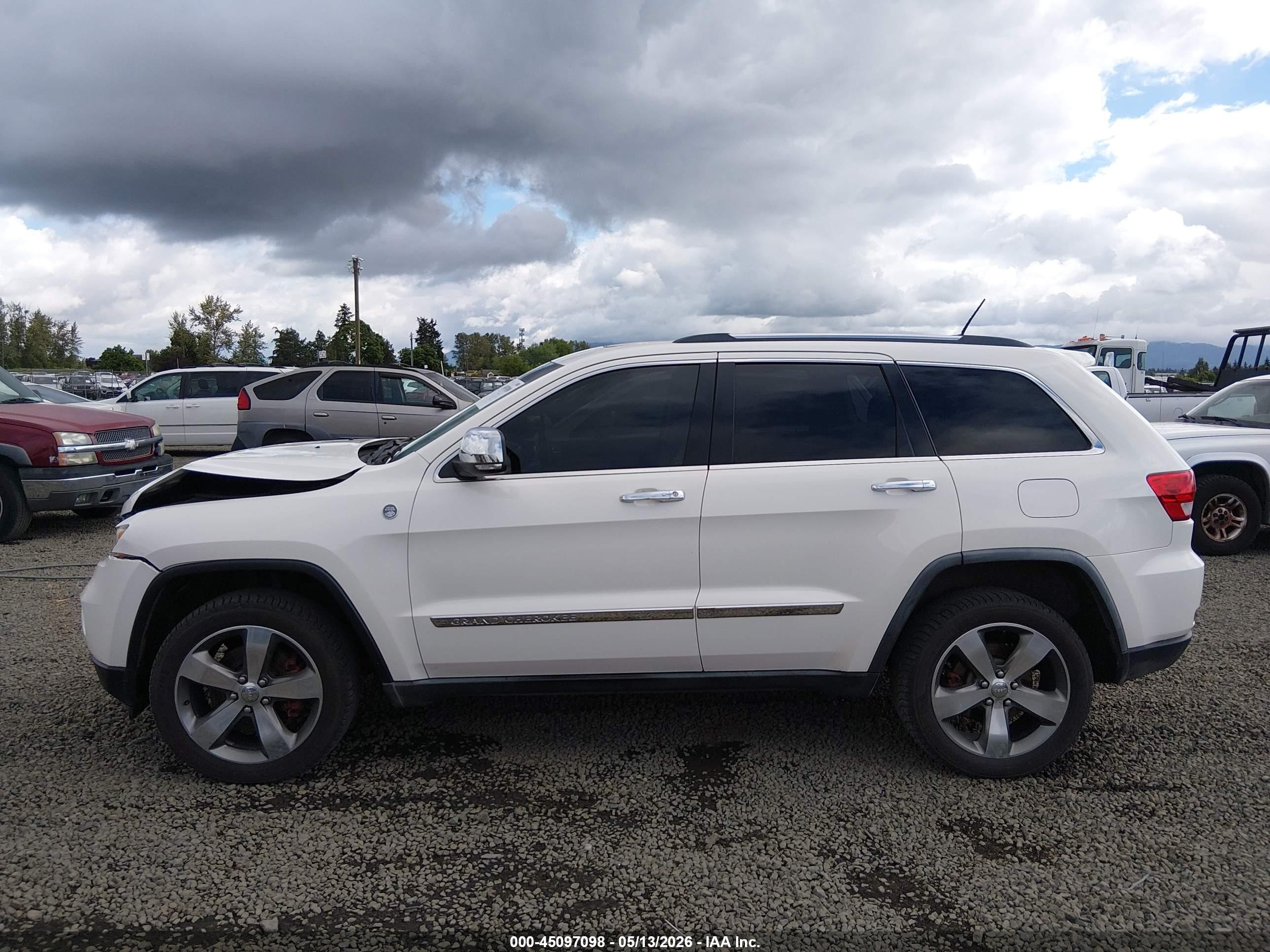 2011 Jeep Grand Cherokee Limited White vin: 1J4RR5GT2BC556767