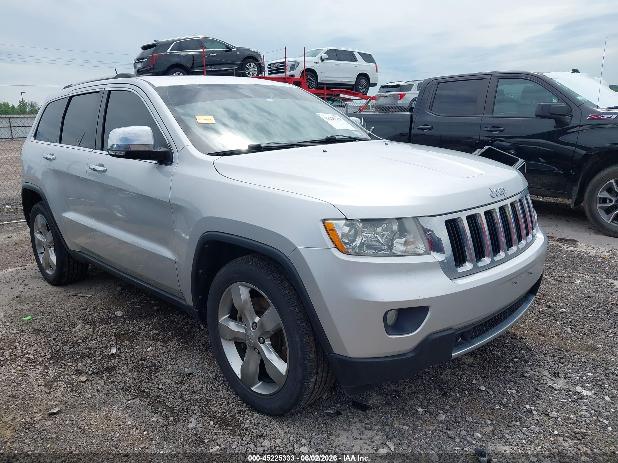 2011 Jeep Grand Cherokee Limited Silver vin: 1J4RR5GT3BC546796