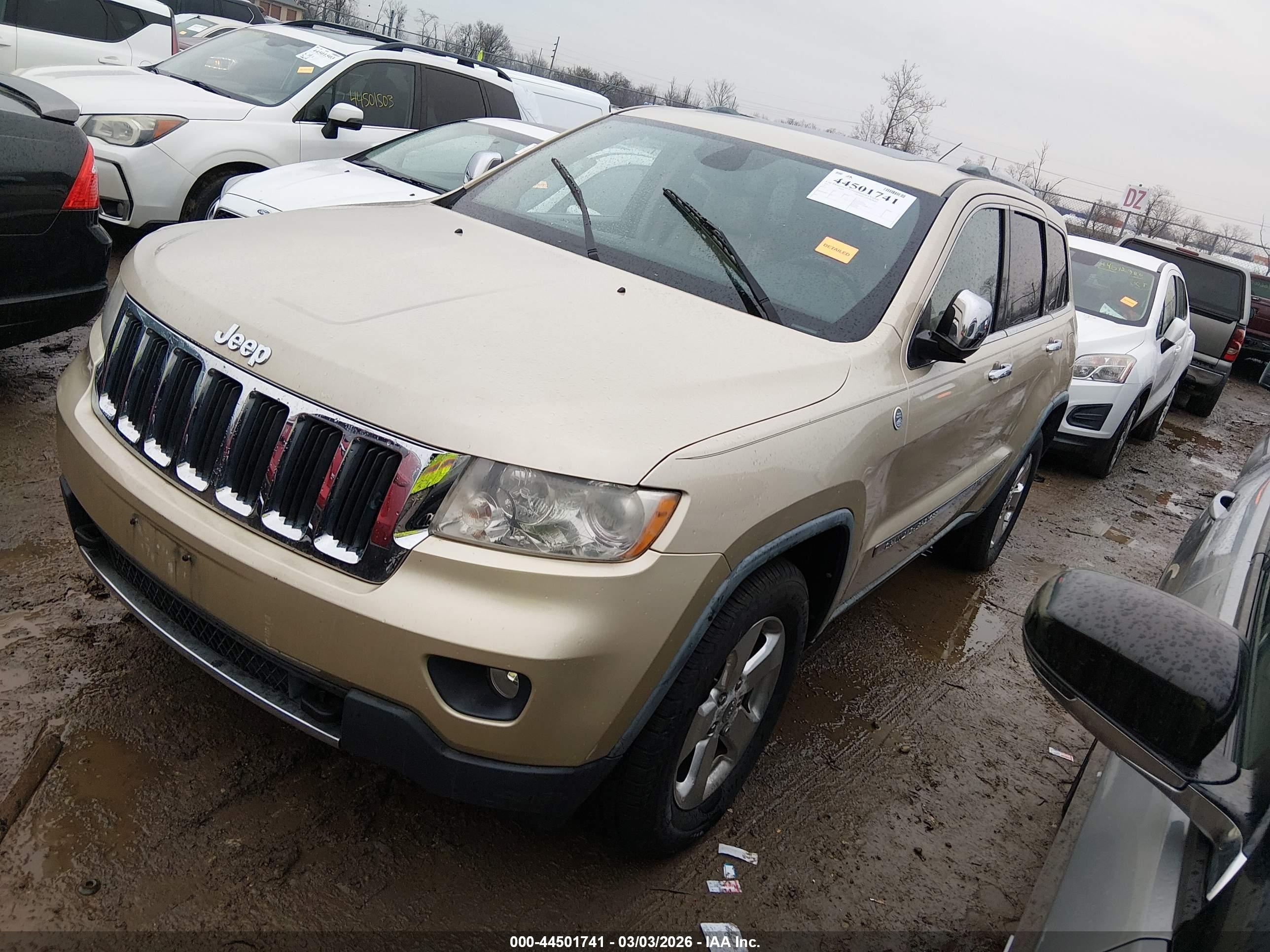 2011 Jeep Grand Cherokee Limited Gold vin: 1J4RR5GT3BC575599