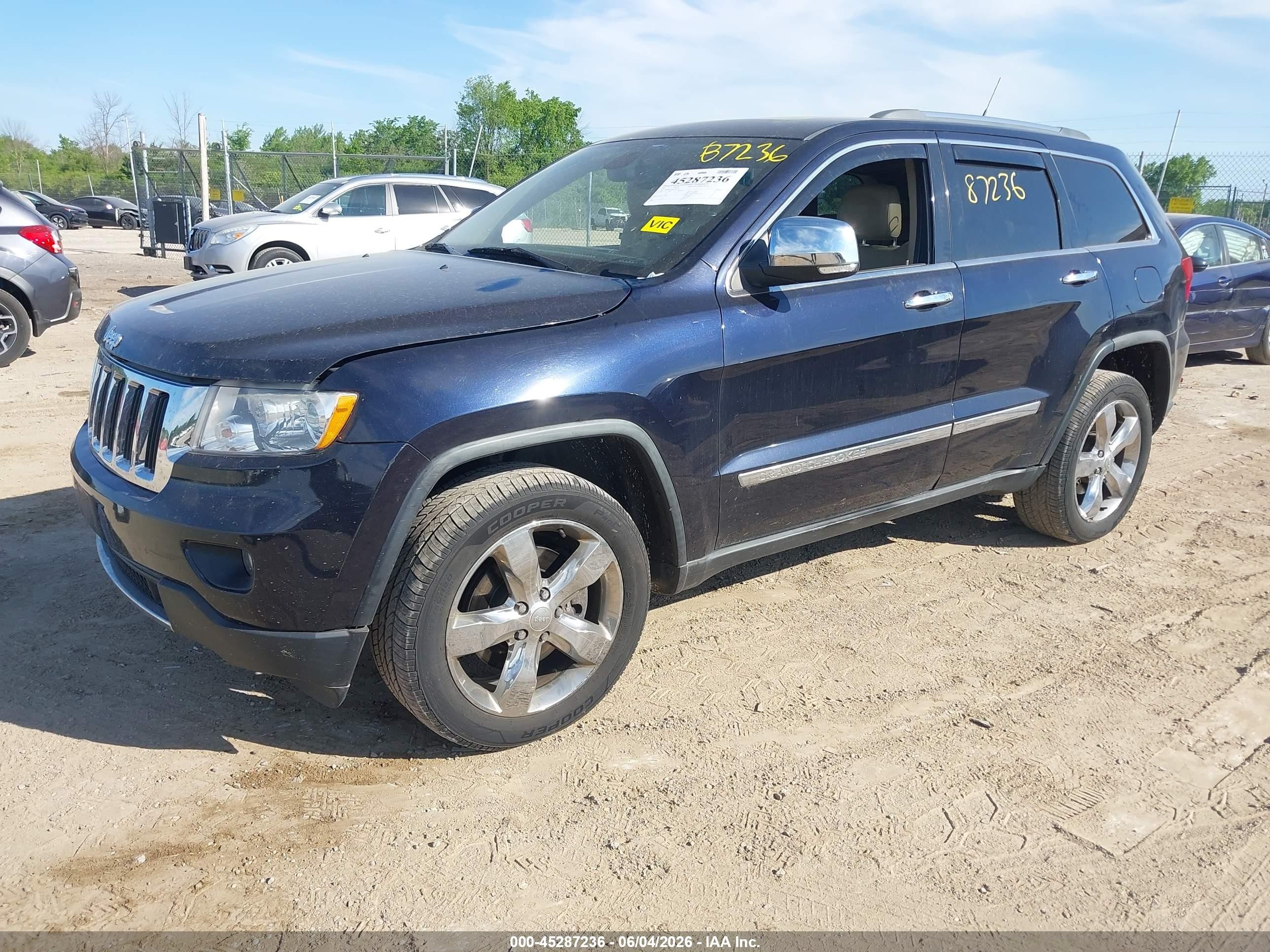 2011 Jeep Grand Cherokee Limited Blue vin: 1J4RR5GT6BC501030