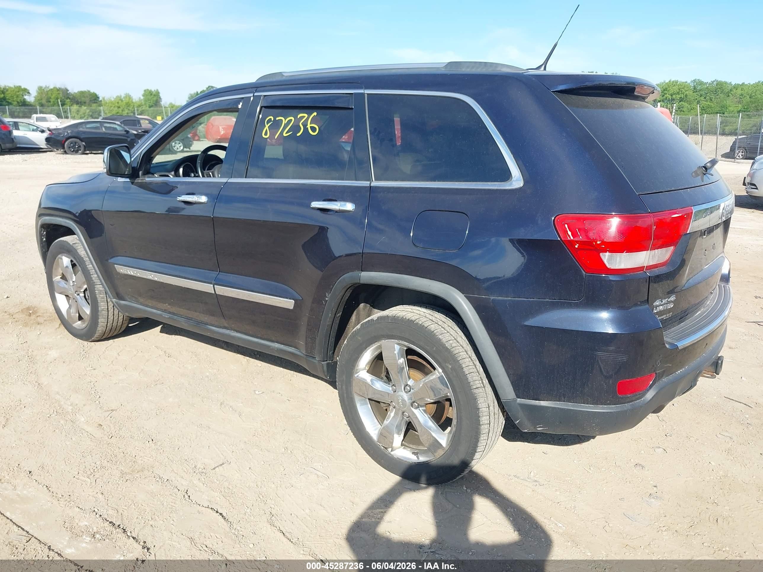 2011 Jeep Grand Cherokee Limited Blue vin: 1J4RR5GT6BC501030