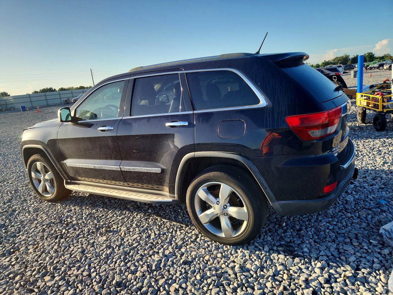 2011 Jeep Grand Cherokee Limited Коричневый vin: 1J4RR5GT6BC586399