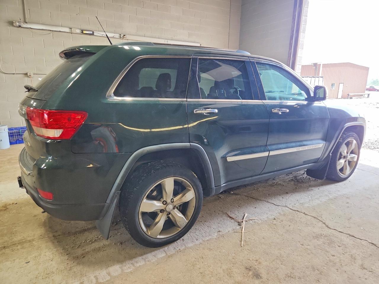 2011 Jeep Grand Cherokee Limited Green vin: 1J4RR5GT7BC524851