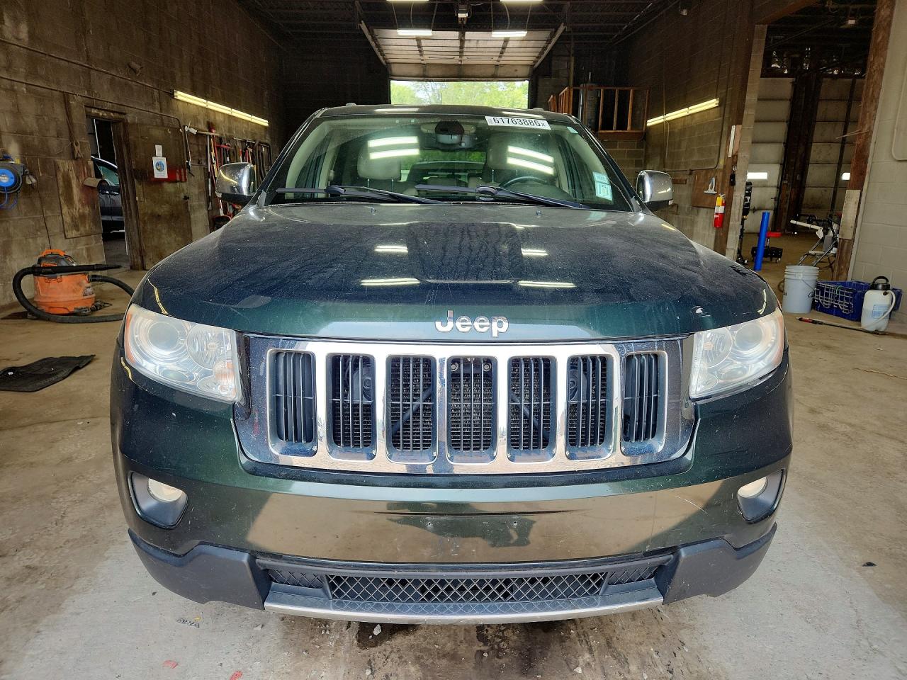 2011 Jeep Grand Cherokee Limited Green vin: 1J4RR5GT7BC524851
