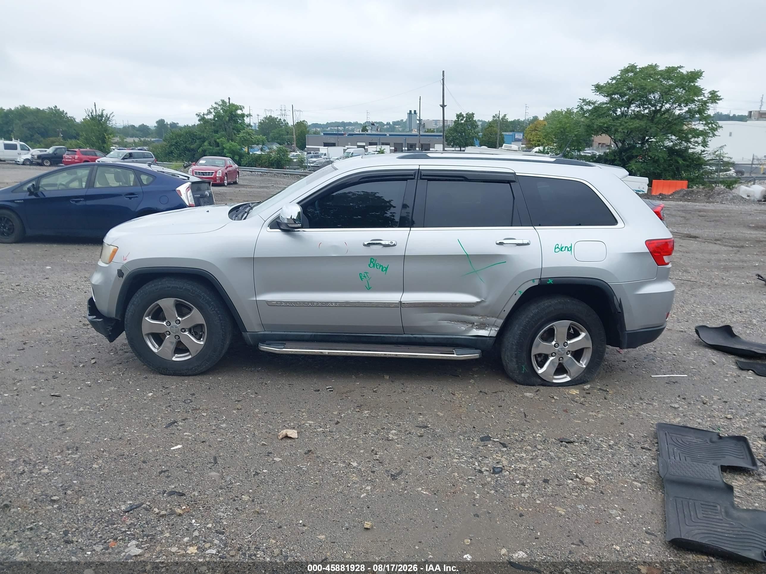 2011 Jeep Grand Cherokee Limited Silver vin: 1J4RR5GT7BC552004
