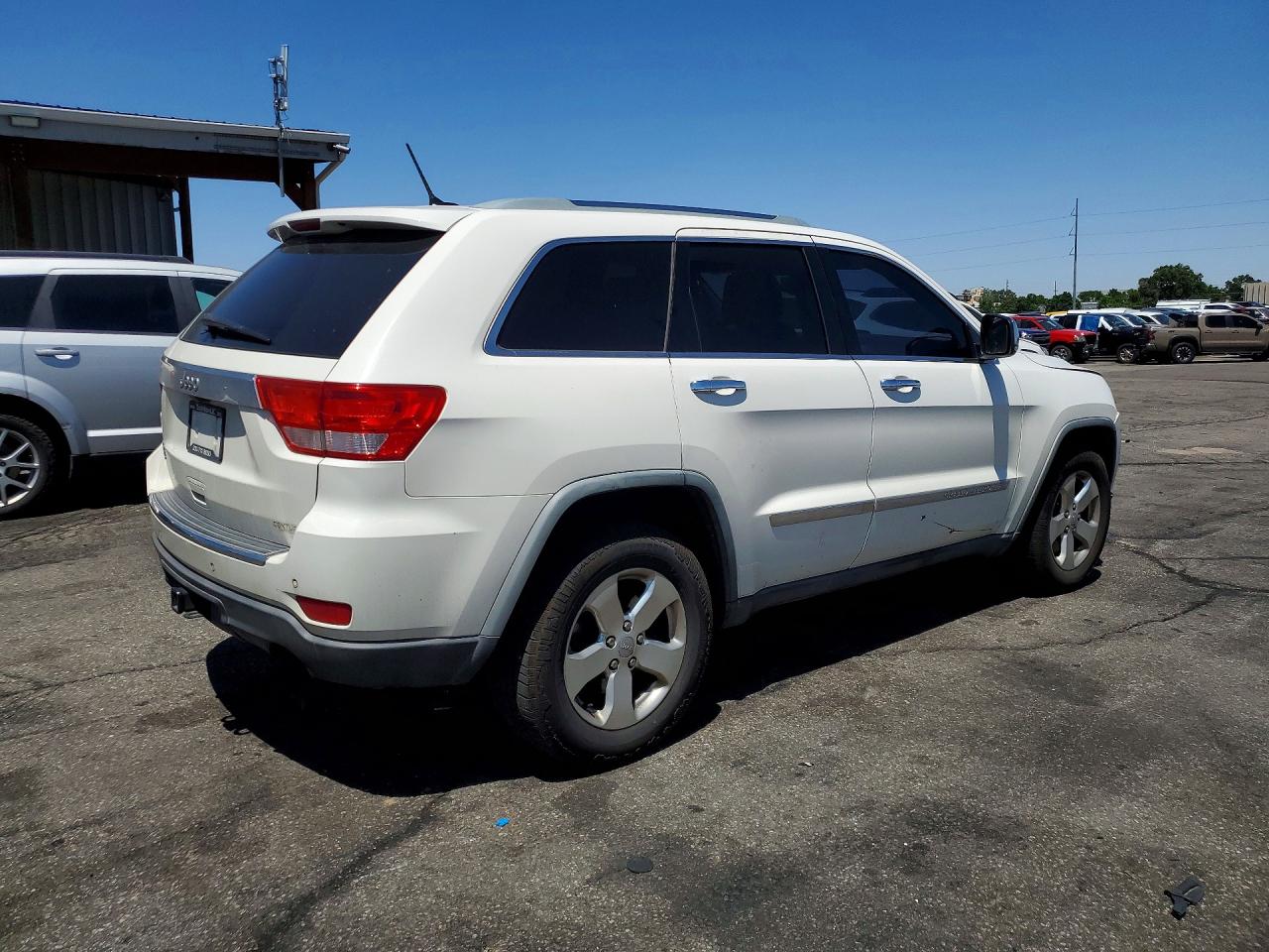 2011 Jeep Grand Cherokee Limited White vin: 1J4RR5GT7BC697995