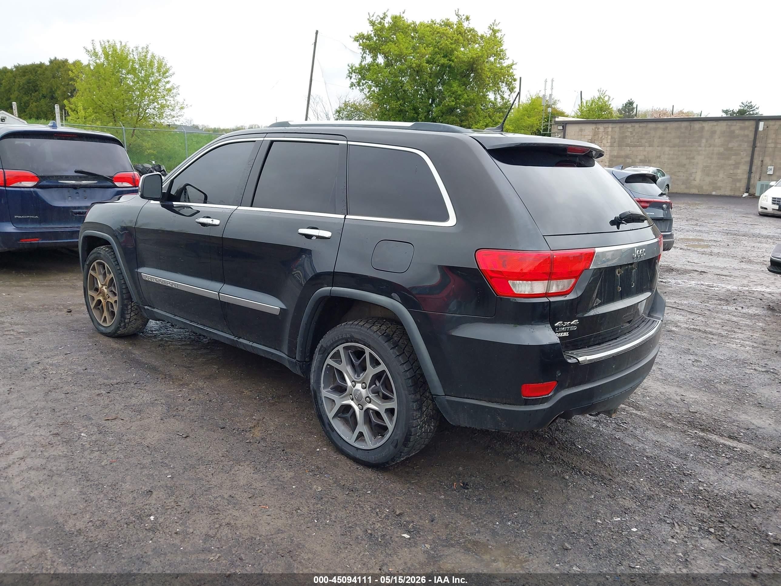 2011 Jeep Grand Cherokee Limited Dark Blue vin: 1J4RR5GT8BC628619