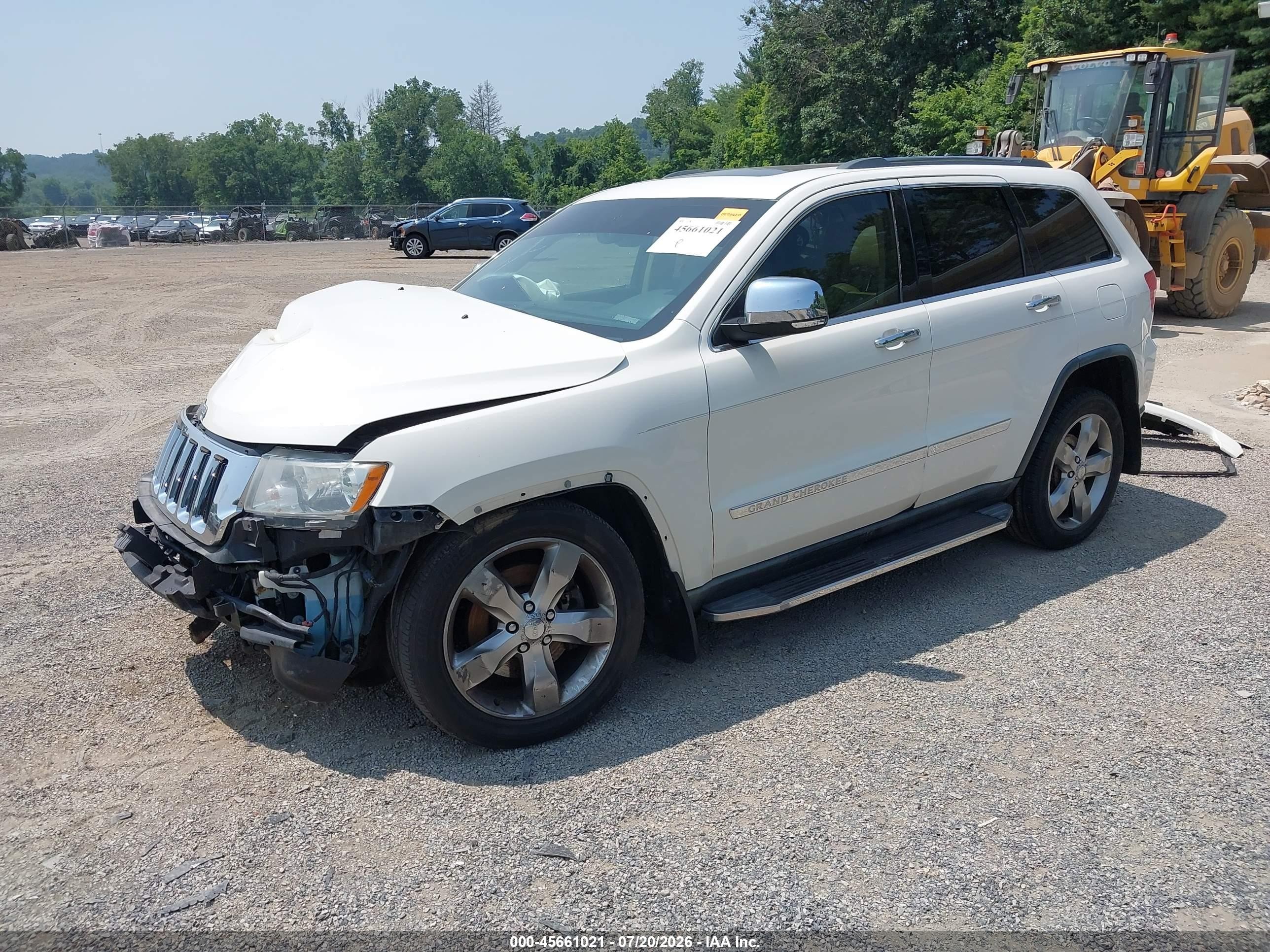 2011 Jeep Grand Cherokee Limited White vin: 1J4RR5GT9BC526147