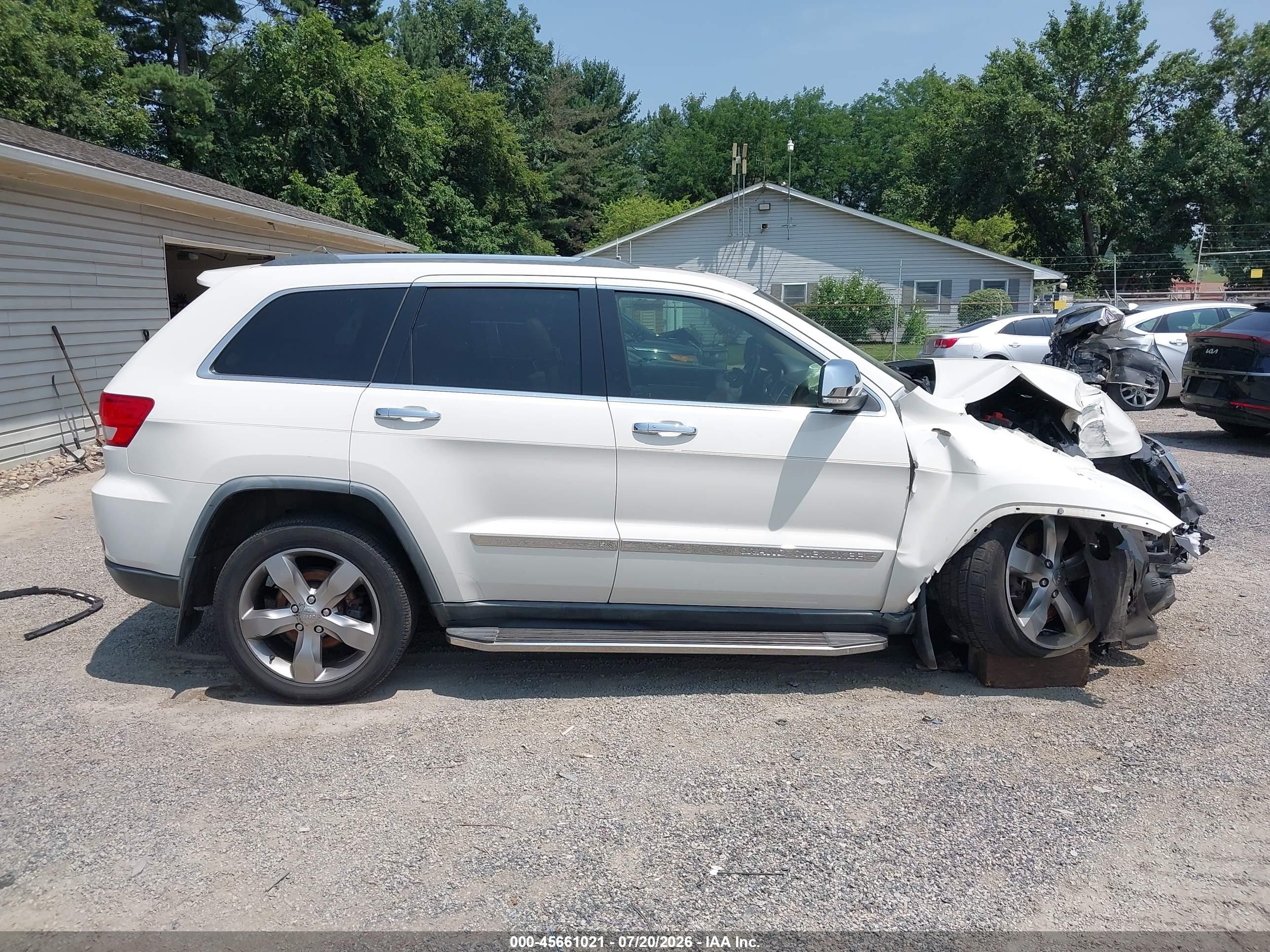 2011 Jeep Grand Cherokee Limited White vin: 1J4RR5GT9BC526147