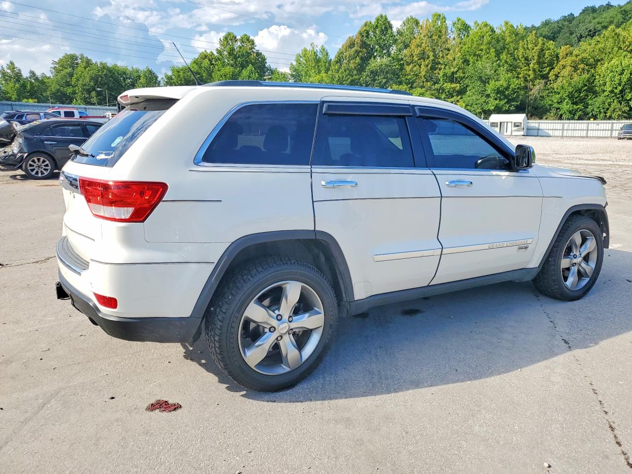 2011 Jeep Grand Cherokee Limited White vin: 1J4RR5GTXBC509180