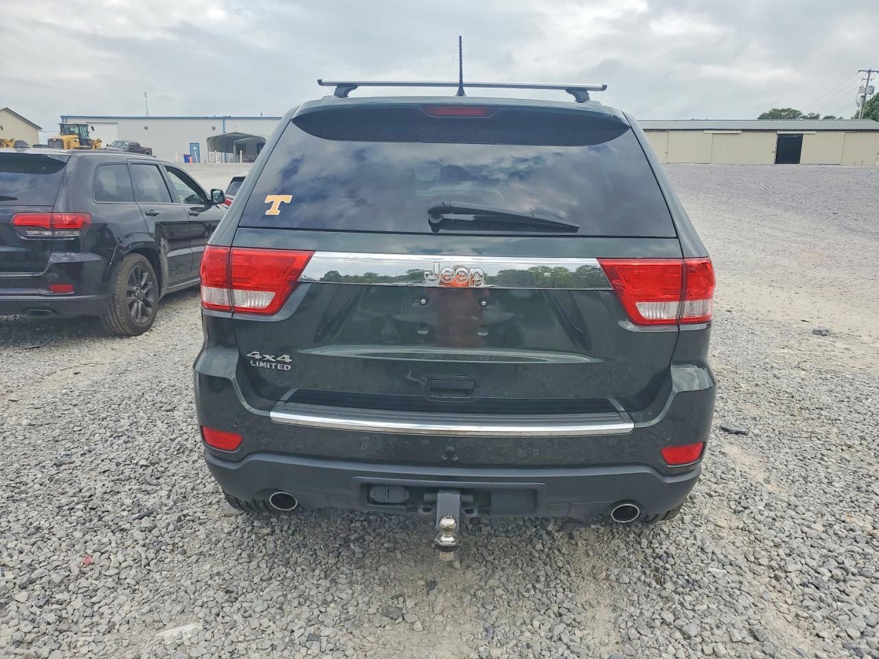 2011 Jeep Grand Cherokee Limited Green vin: 1J4RR5GTXBC680236