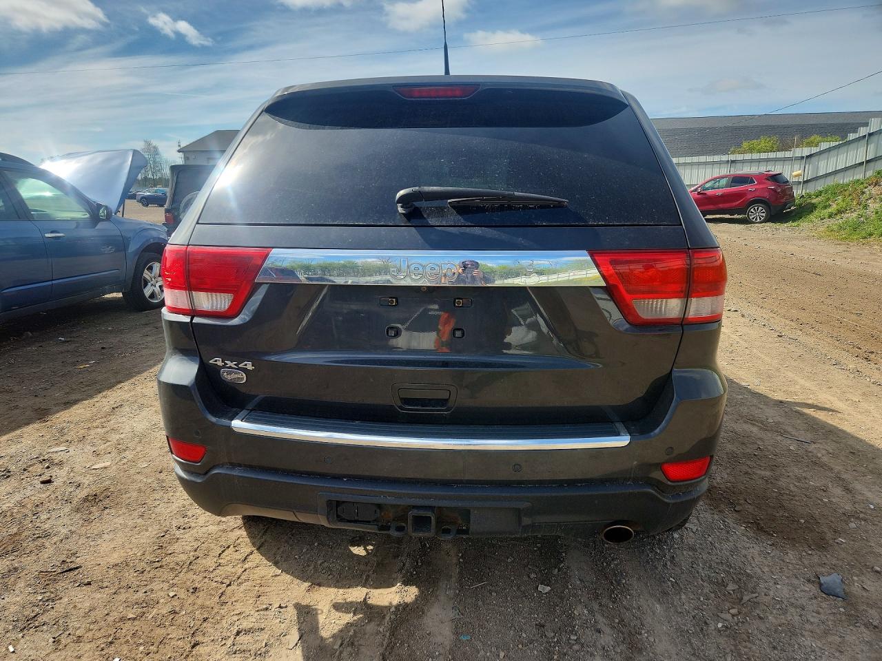 2011 Jeep Grand Cherokee Overland Gray vin: 1J4RR6GG0BC526711