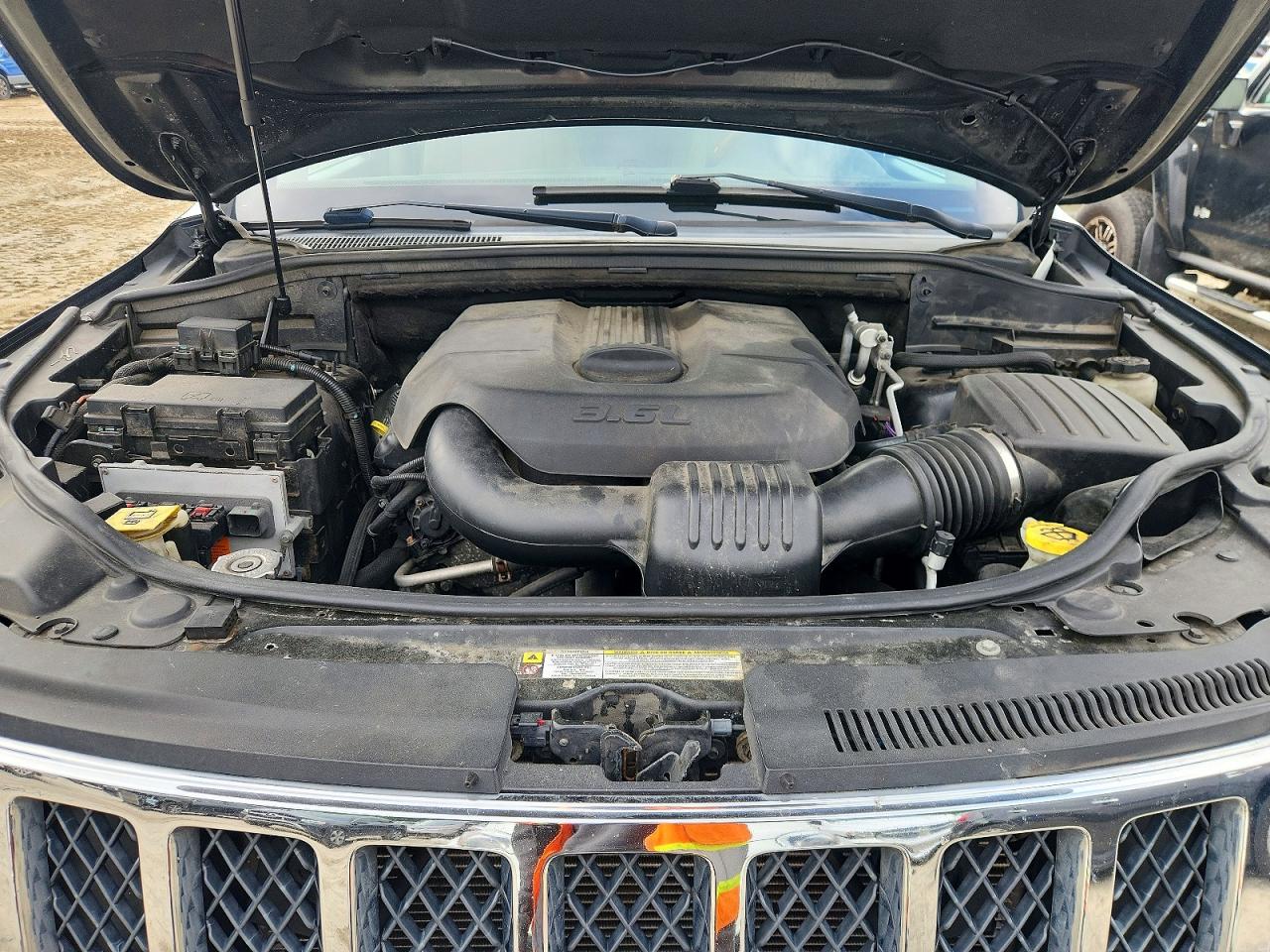 2011 Jeep Grand Cherokee Overland Black vin: 1J4RR6GG0BC561104
