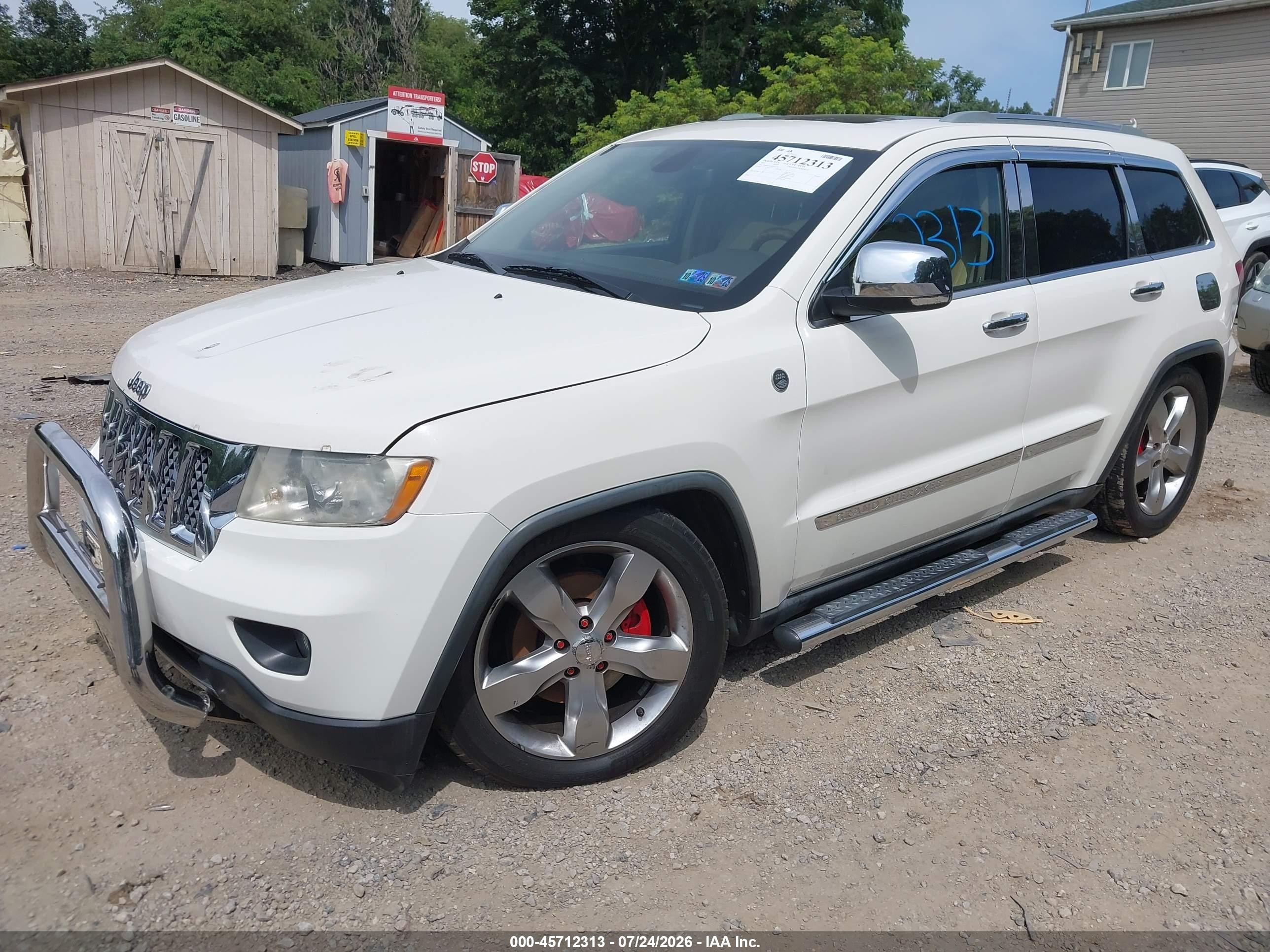 2011 Jeep Grand Cherokee Overland White vin: 1J4RR6GG1BC571673