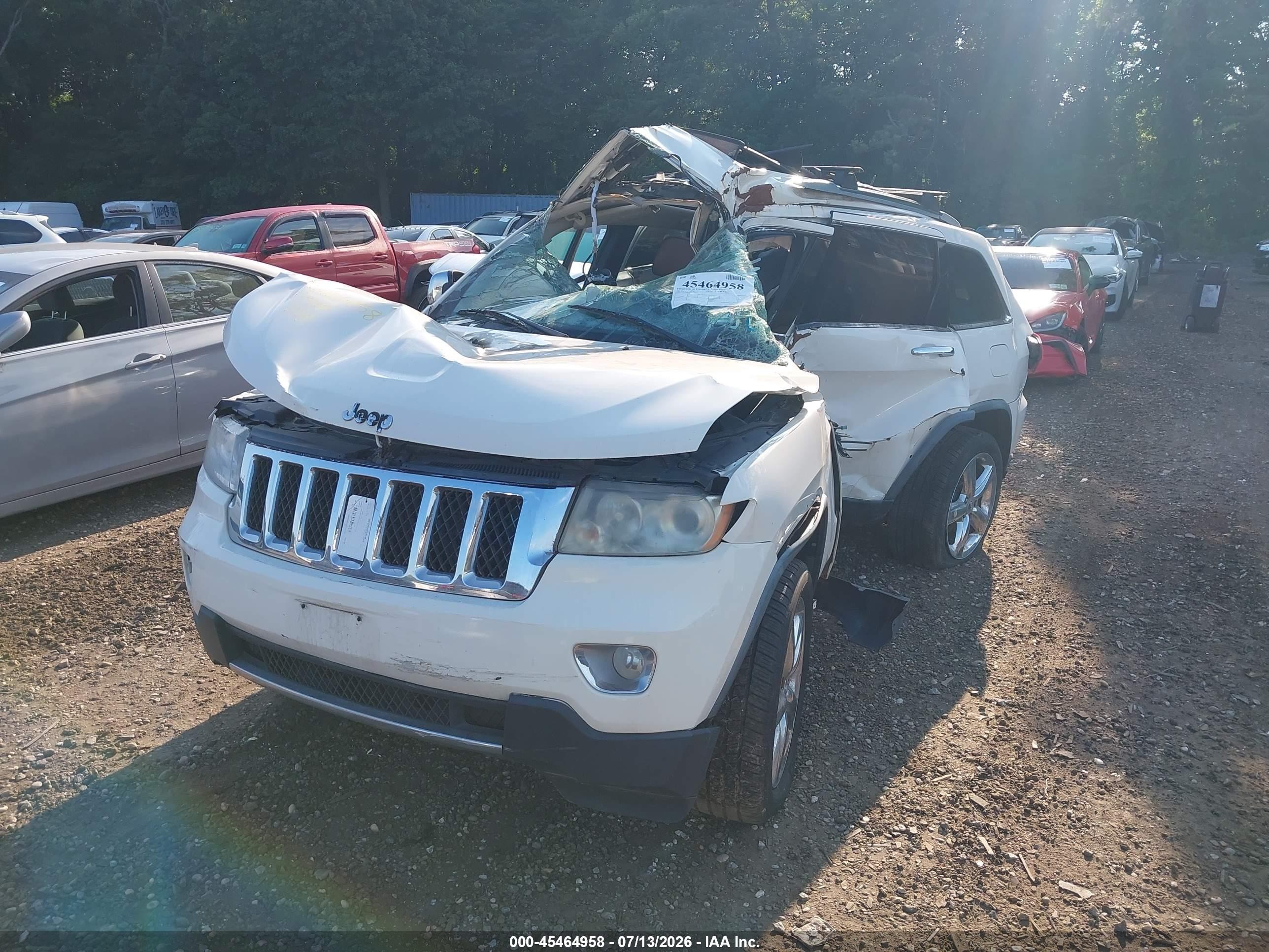 2011 Jeep Grand Cherokee Overland White vin: 1J4RR6GG3BC657826