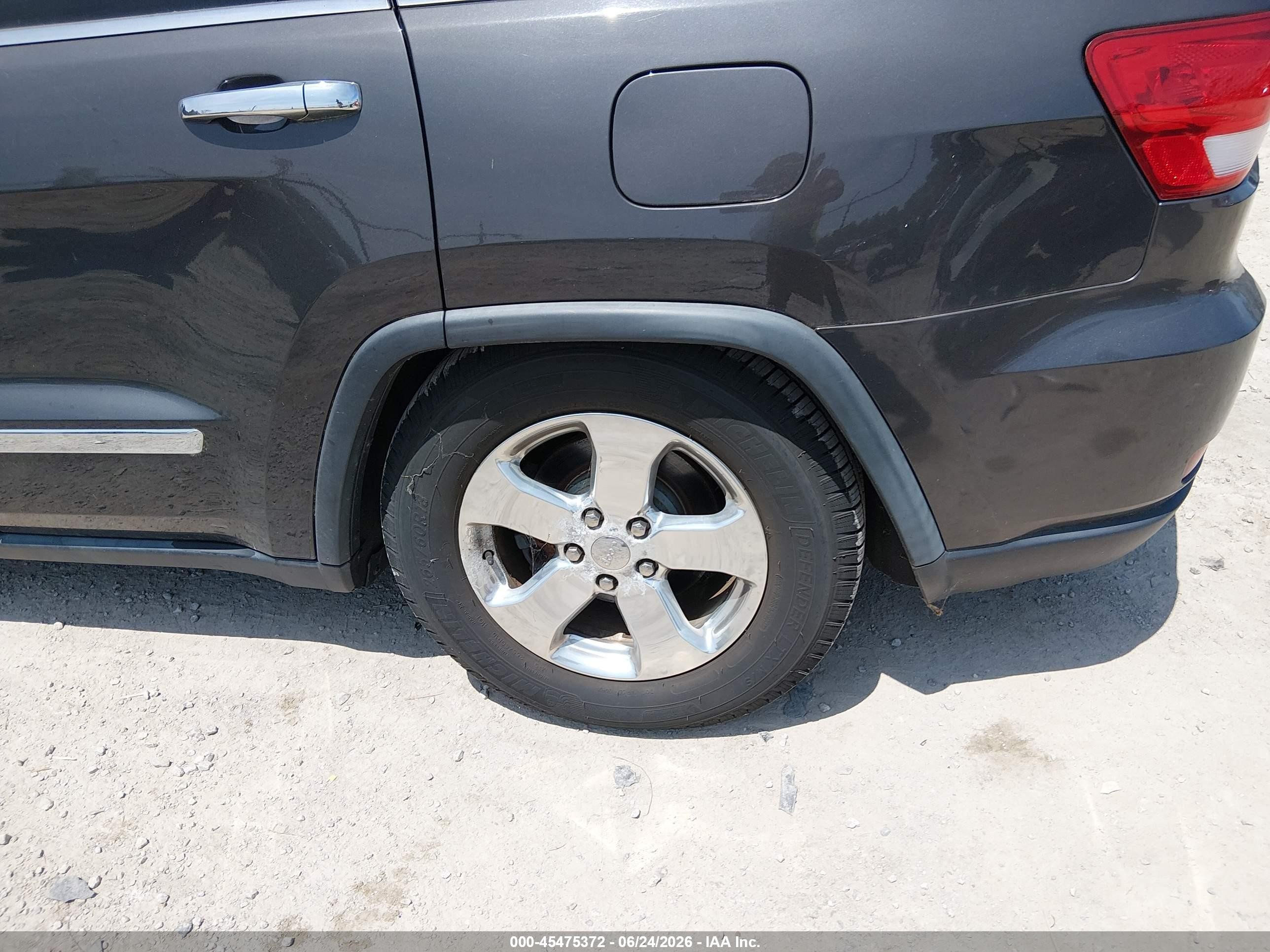 2011 Jeep Grand Cherokee Overland Gray vin: 1J4RR6GG3BC691216