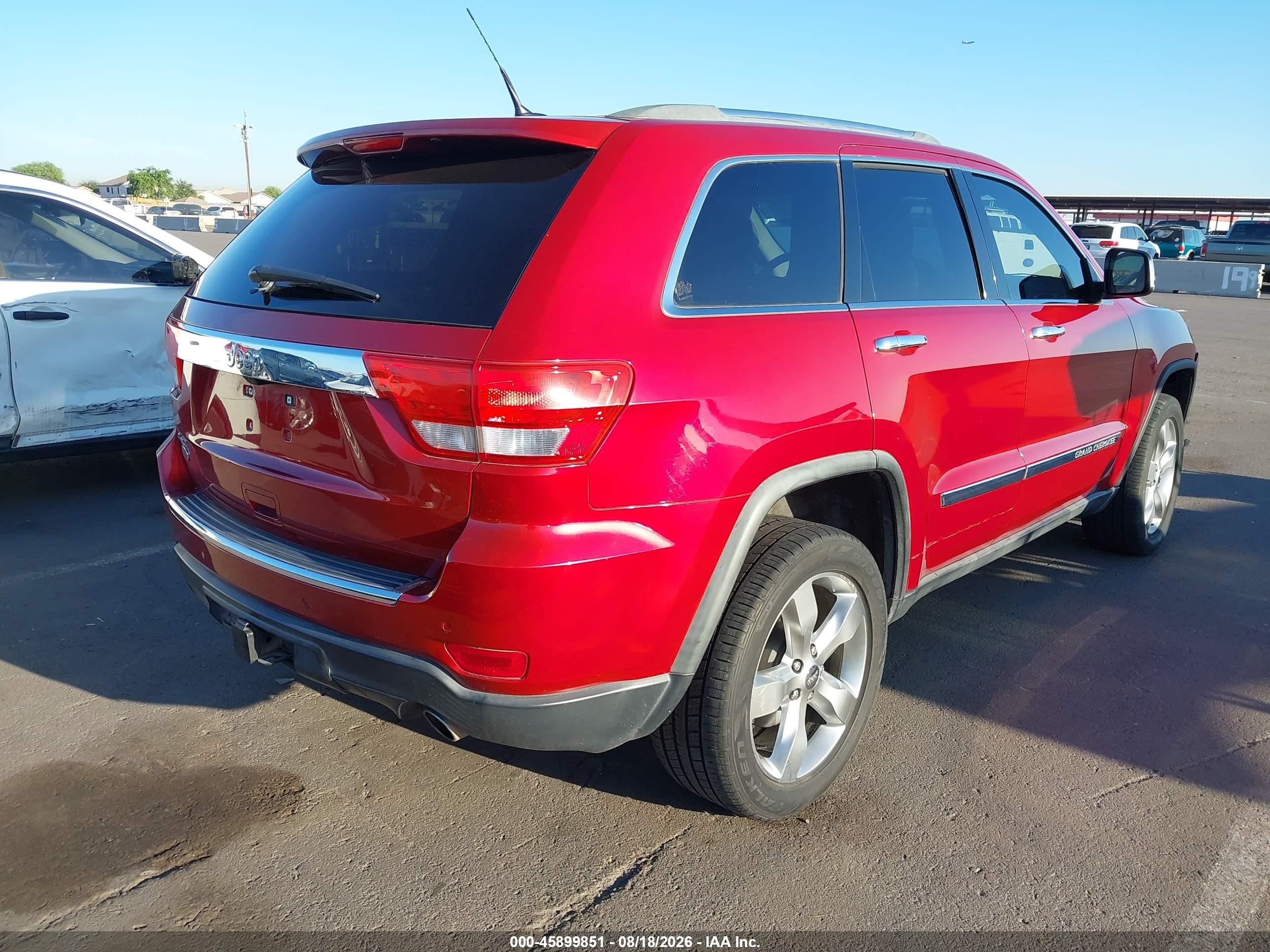 2011 Jeep Grand Cherokee Overland Red vin: 1J4RR6GG4BC698322