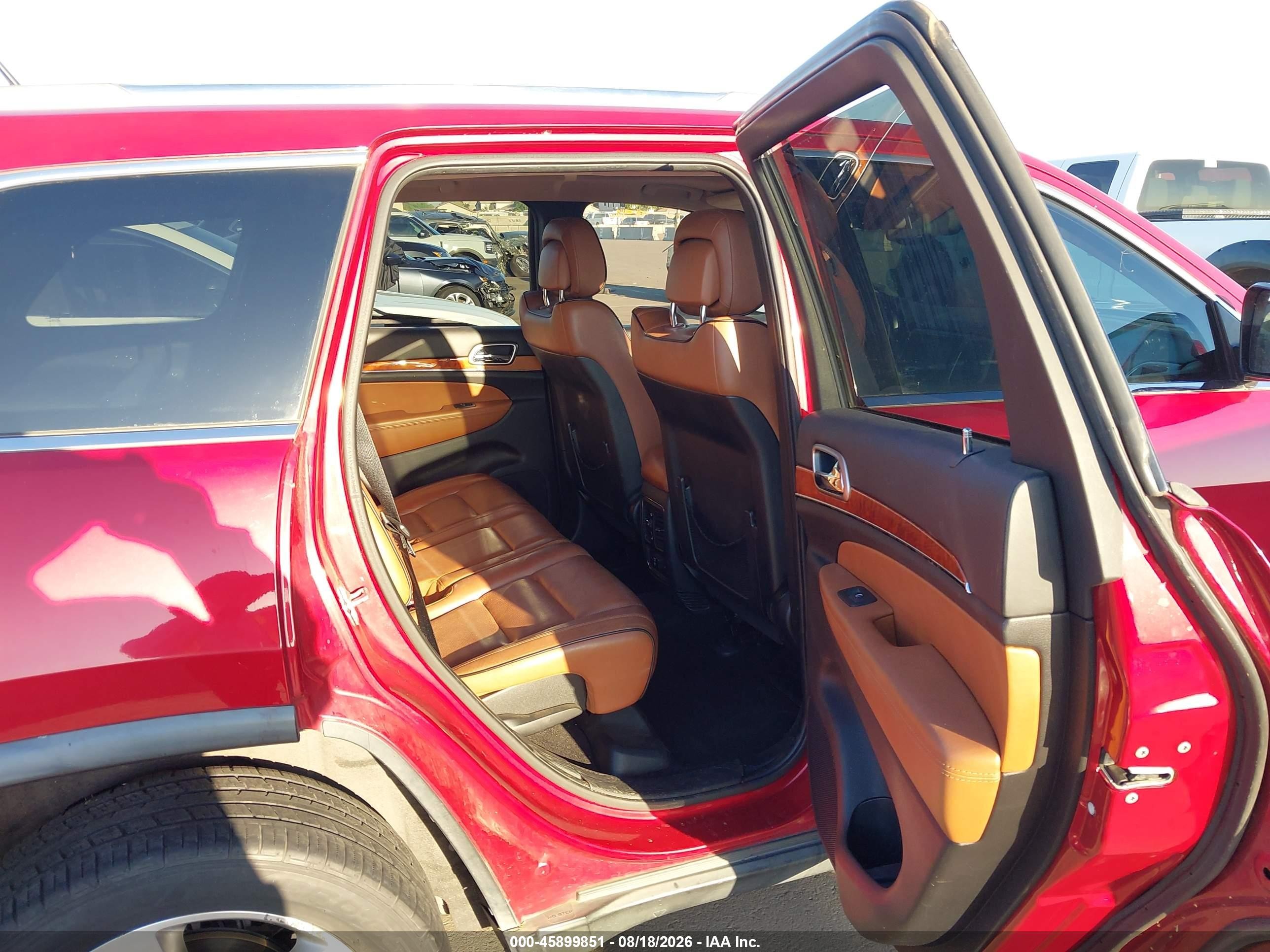 2011 Jeep Grand Cherokee Overland Red vin: 1J4RR6GG4BC698322