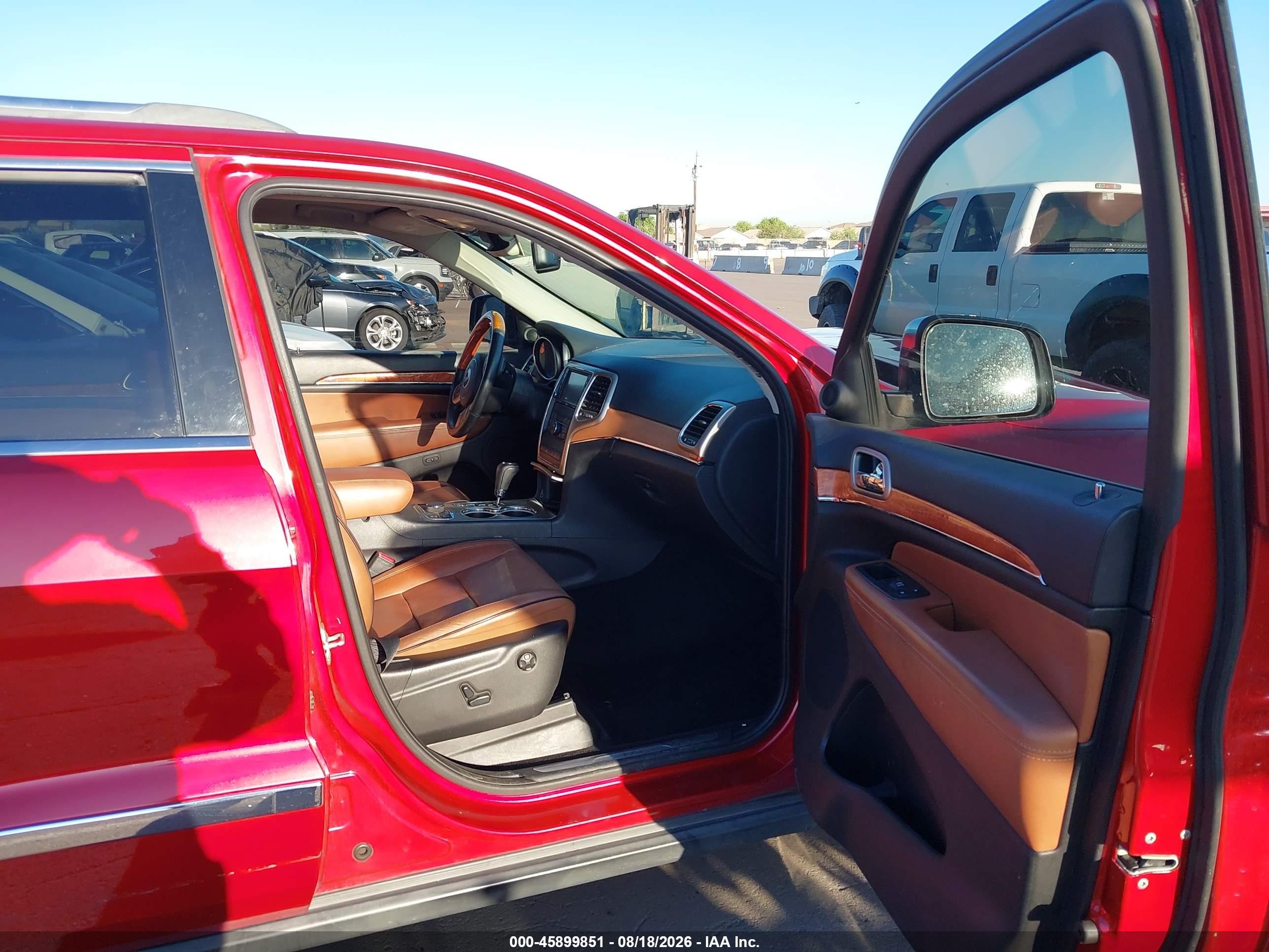 2011 Jeep Grand Cherokee Overland Red vin: 1J4RR6GG4BC698322