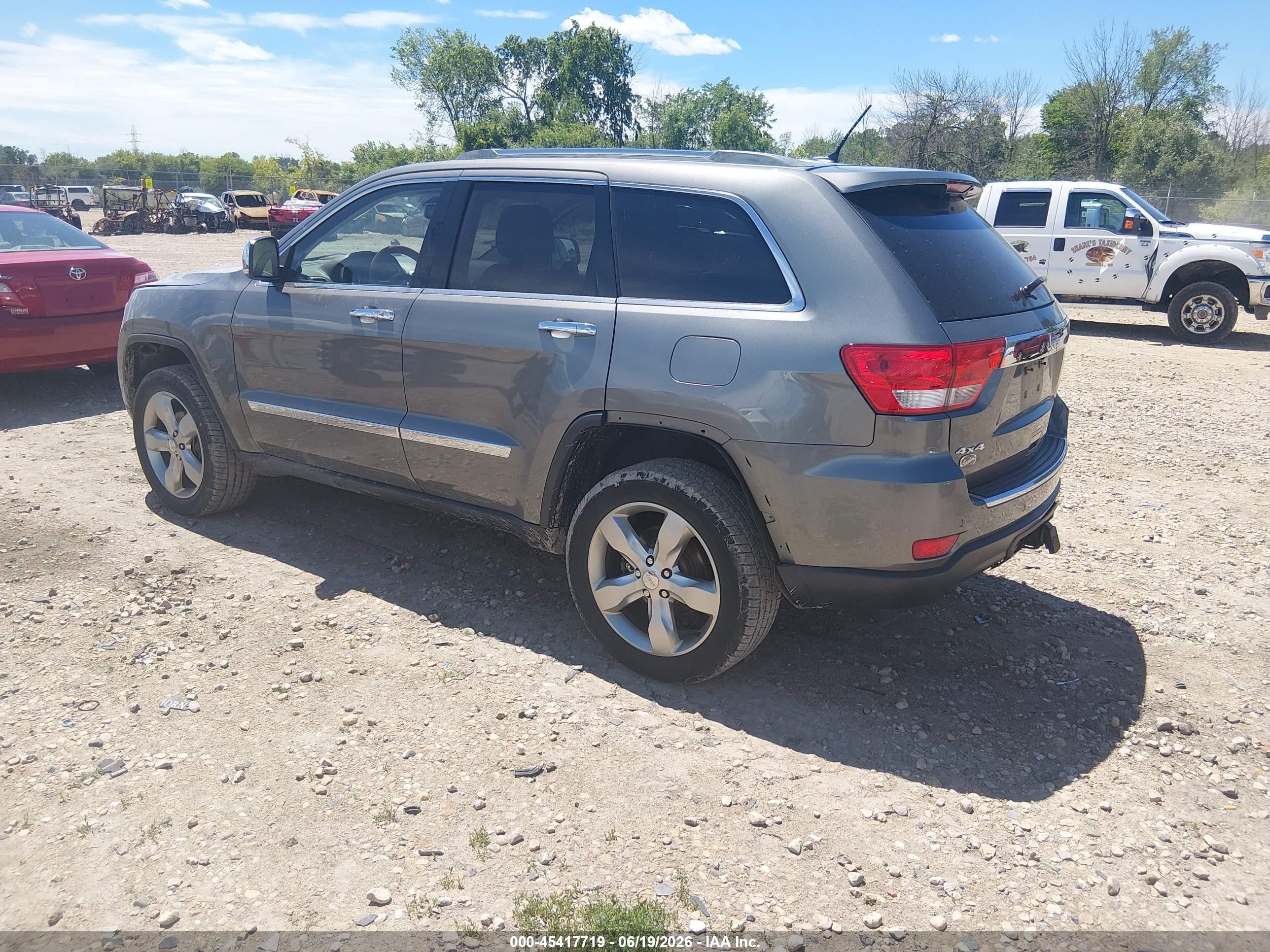 2011 Jeep Grand Cherokee Overland Gray vin: 1J4RR6GG4BC709688