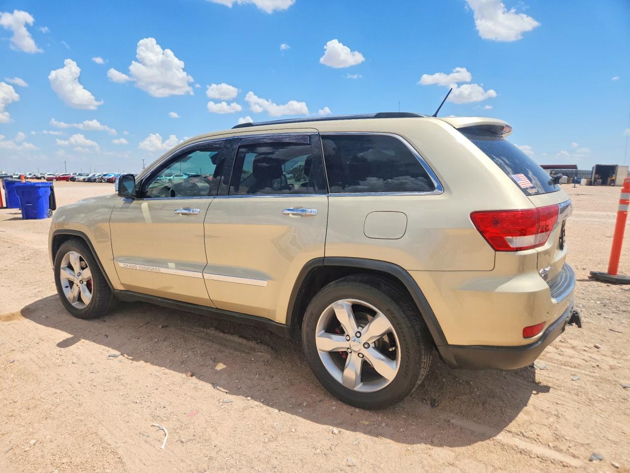 2011 Jeep Grand Cherokee Overland Gold vin: 1J4RR6GG7BC632962