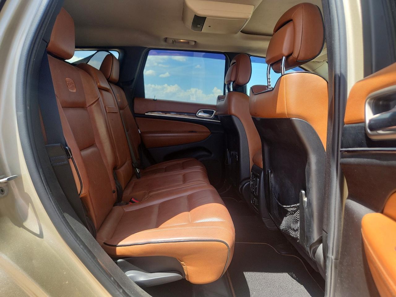 2011 Jeep Grand Cherokee Overland Gold vin: 1J4RR6GG7BC632962