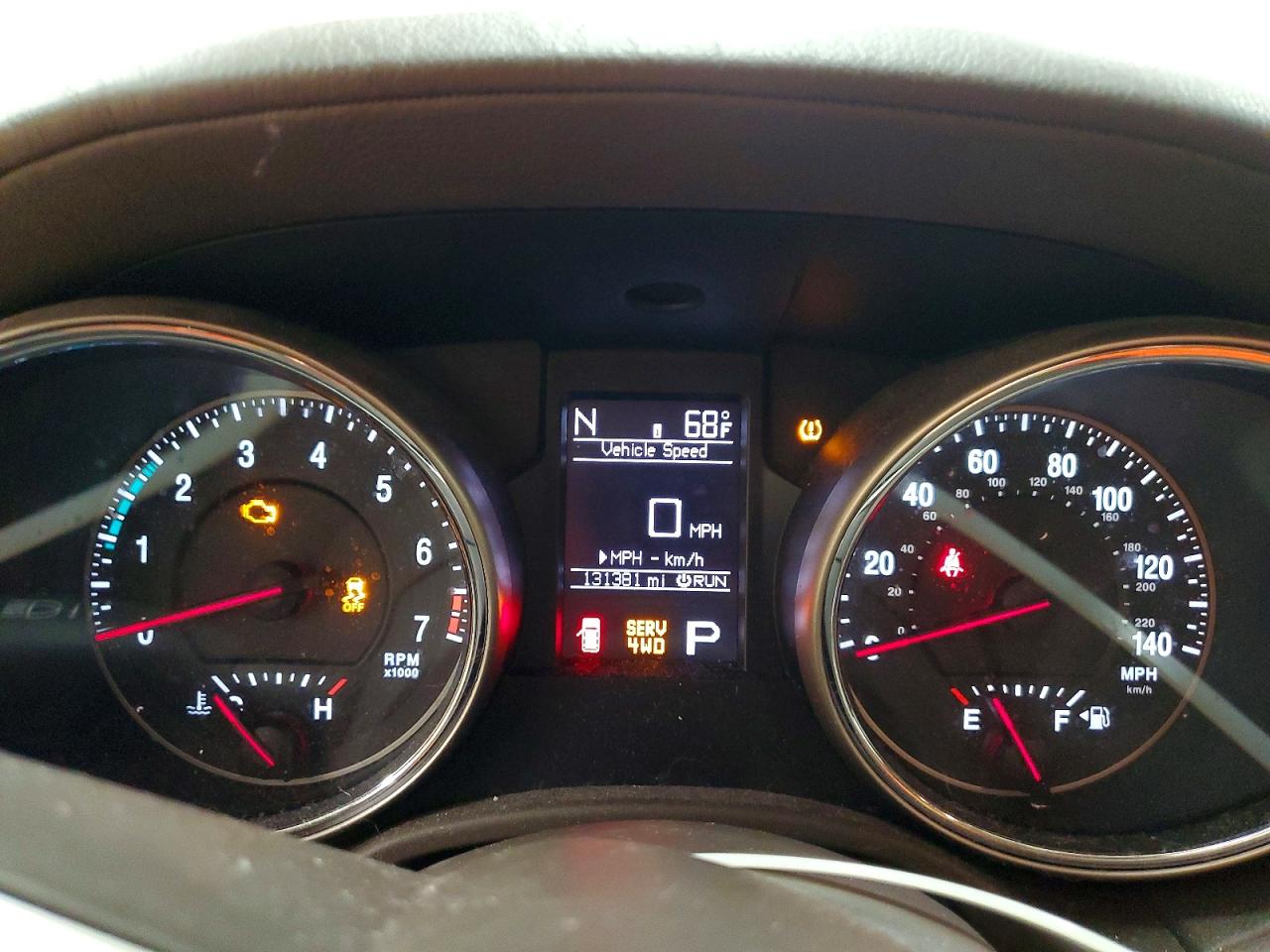 2011 Jeep Grand Cherokee Overland Золотой vin: 1J4RR6GG9BC557942