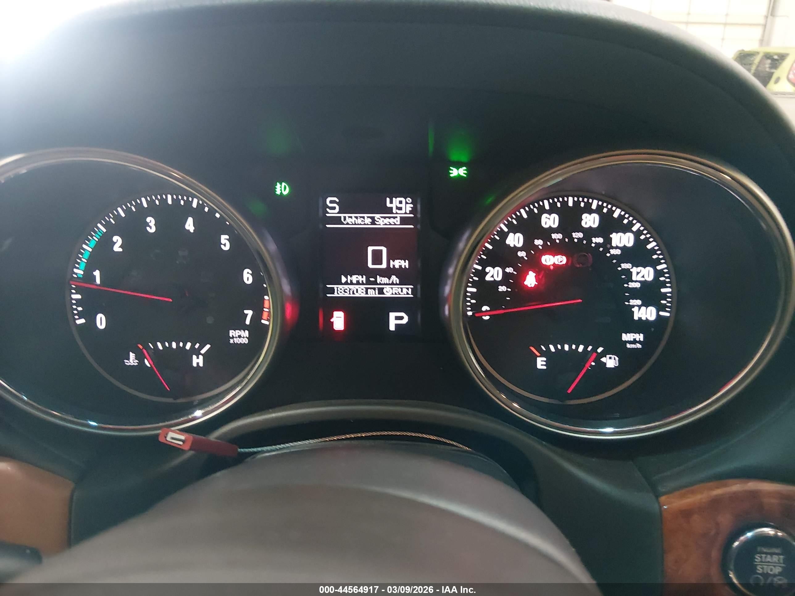 2011 Jeep Grand Cherokee Overland Tan vin: 1J4RR6GG9BC636303