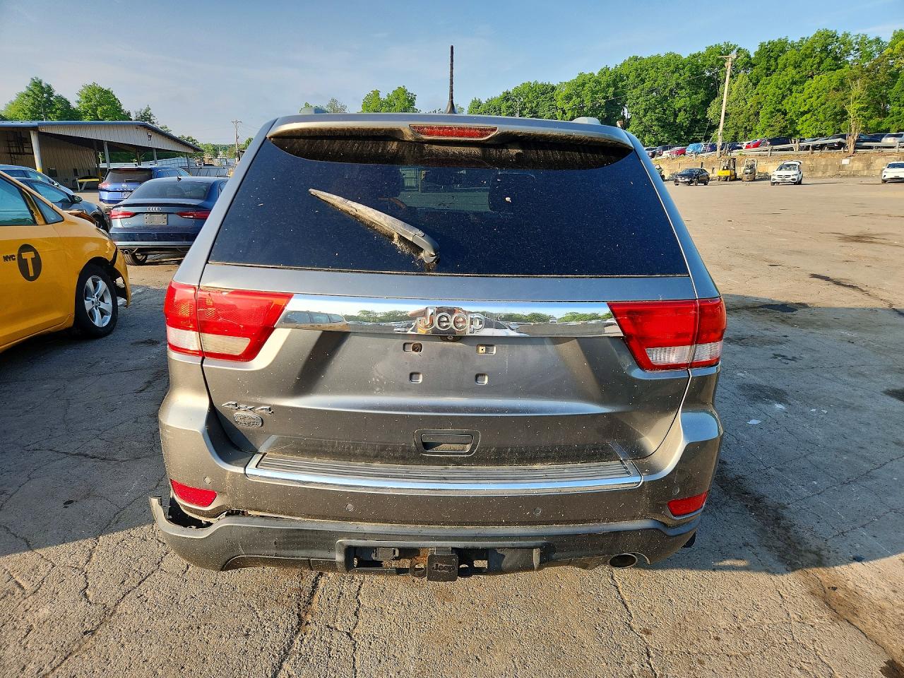 2011 Jeep Grand Cherokee Overland Серебряный vin: 1J4RR6GG9BC744310