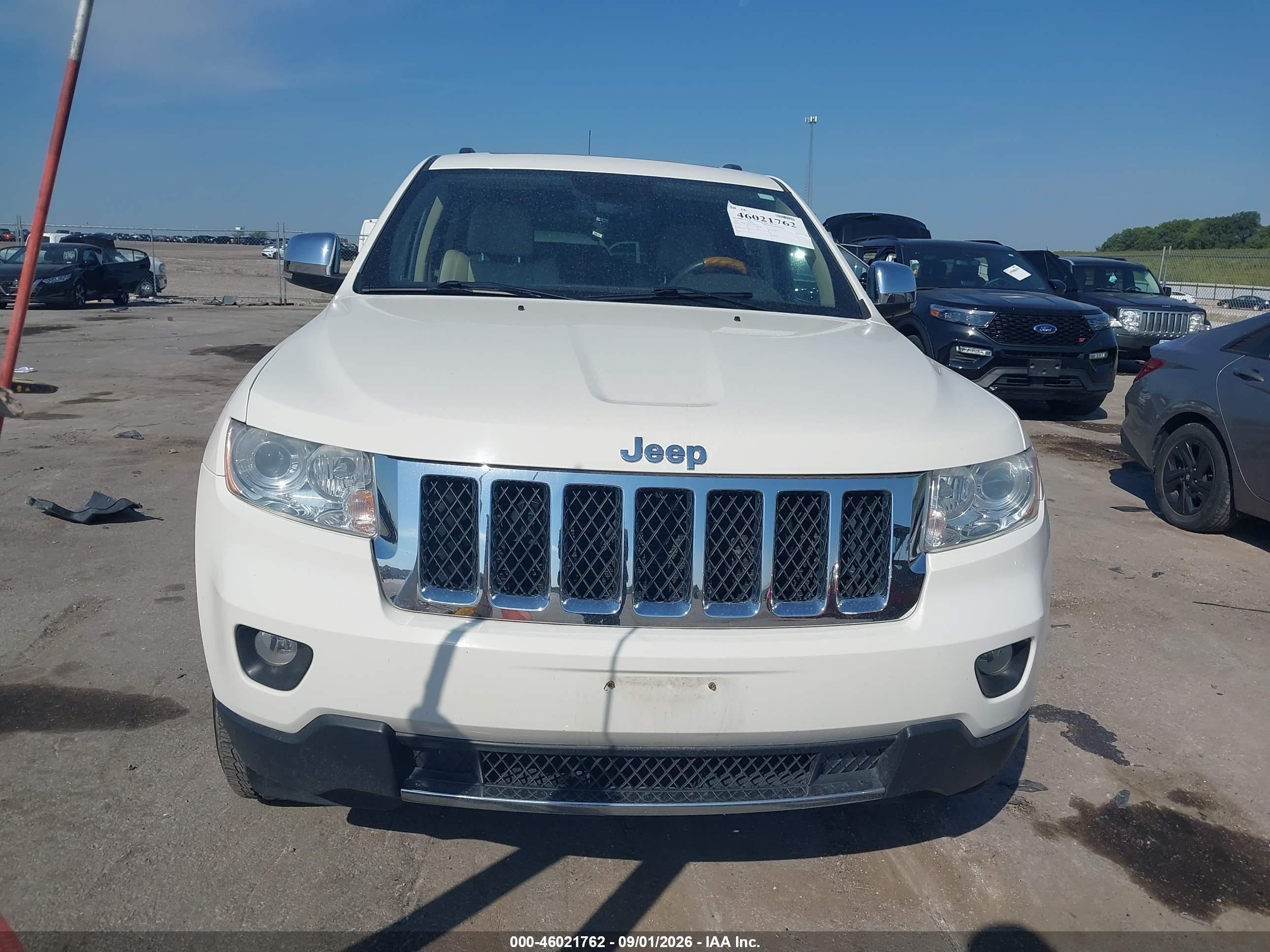 2011 Jeep Grand Cherokee Overland White vin: 1J4RR6GGXBC510225