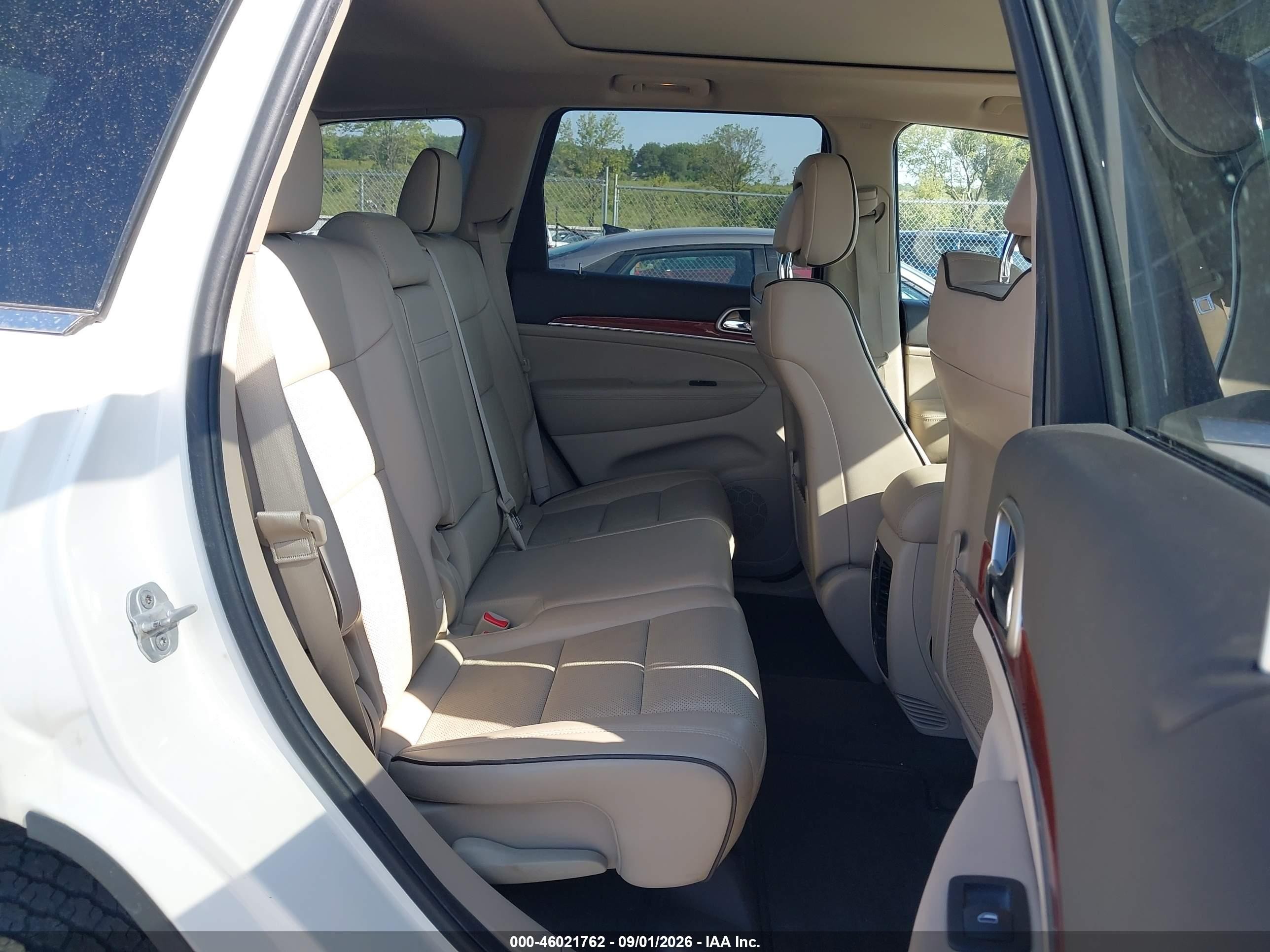 2011 Jeep Grand Cherokee Overland White vin: 1J4RR6GGXBC510225
