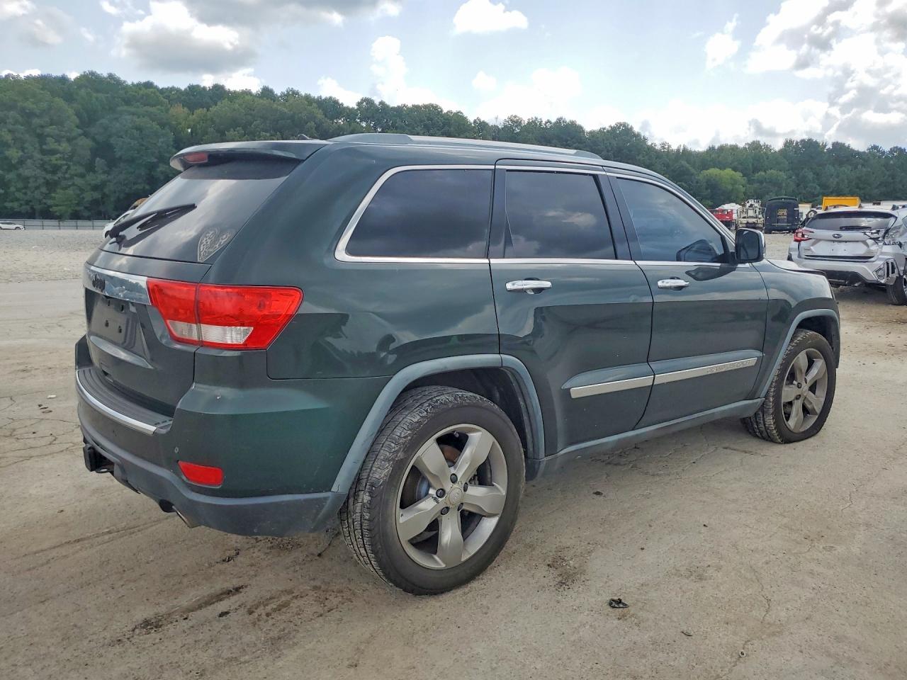 2011 Jeep Grand Cherokee Overland Green vin: 1J4RR6GGXBC606730