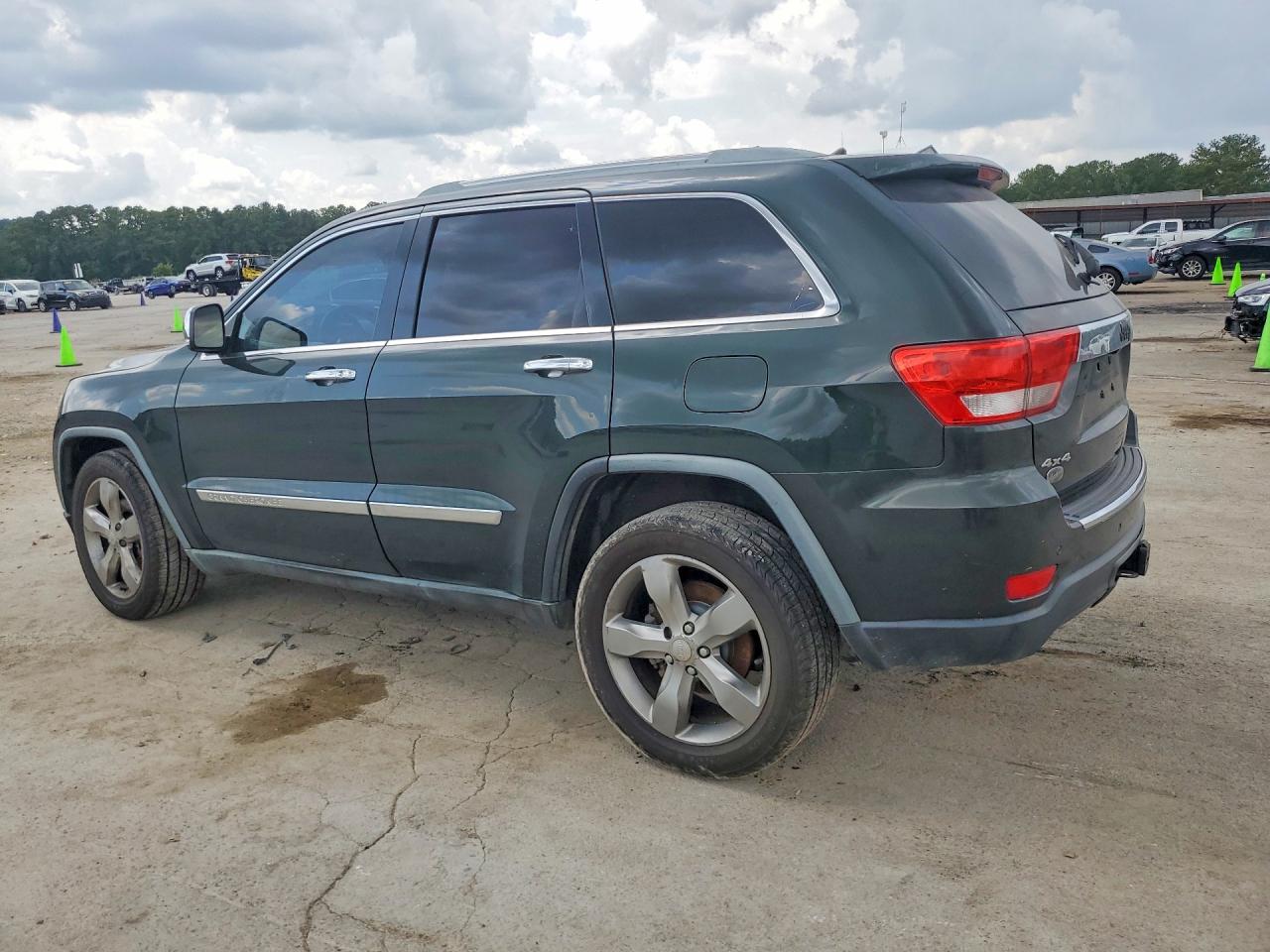 2011 Jeep Grand Cherokee Overland Green vin: 1J4RR6GGXBC606730