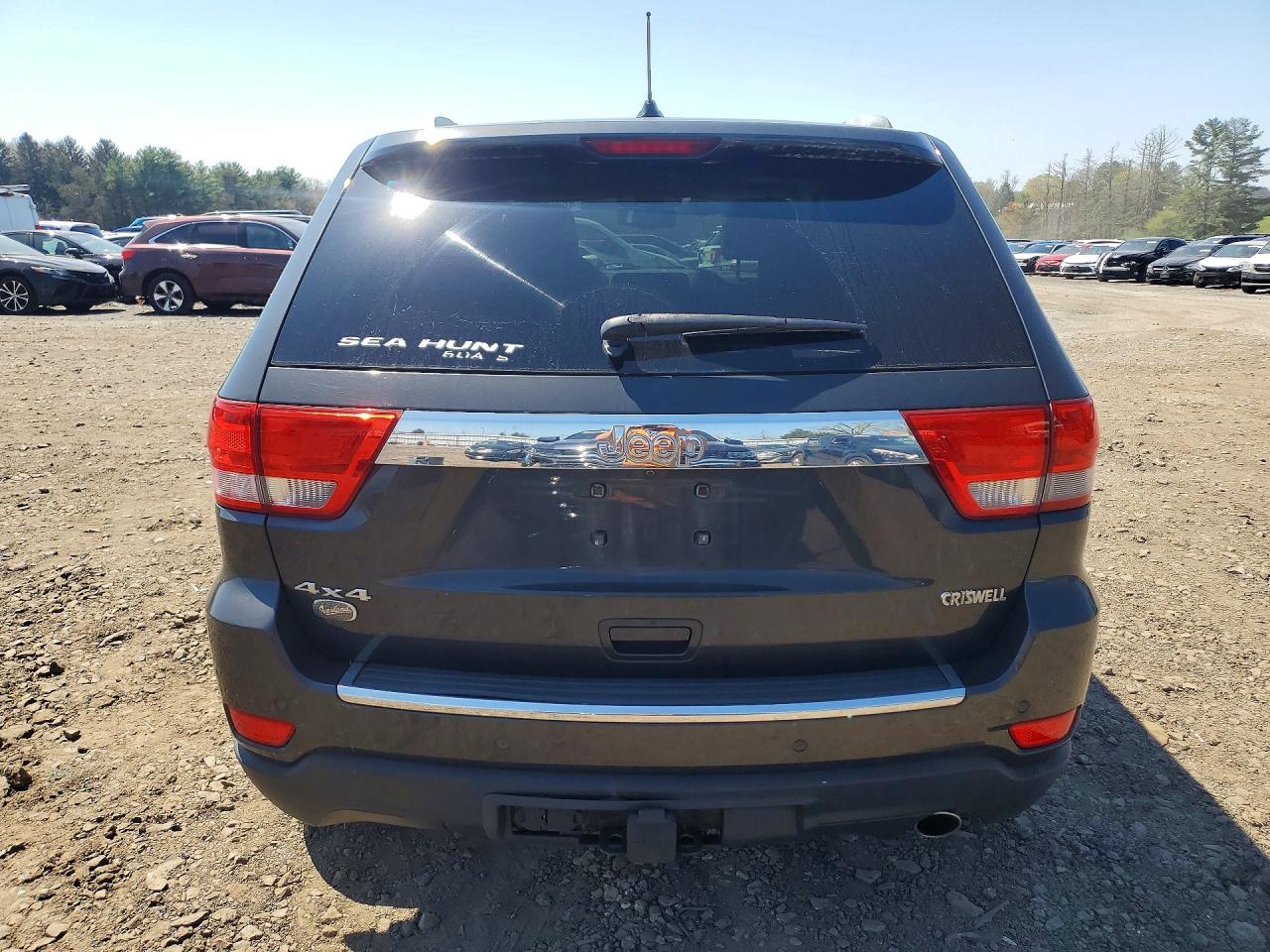 2011 Jeep Grand Cherokee Overland Gray vin: 1J4RR6GGXBC655068