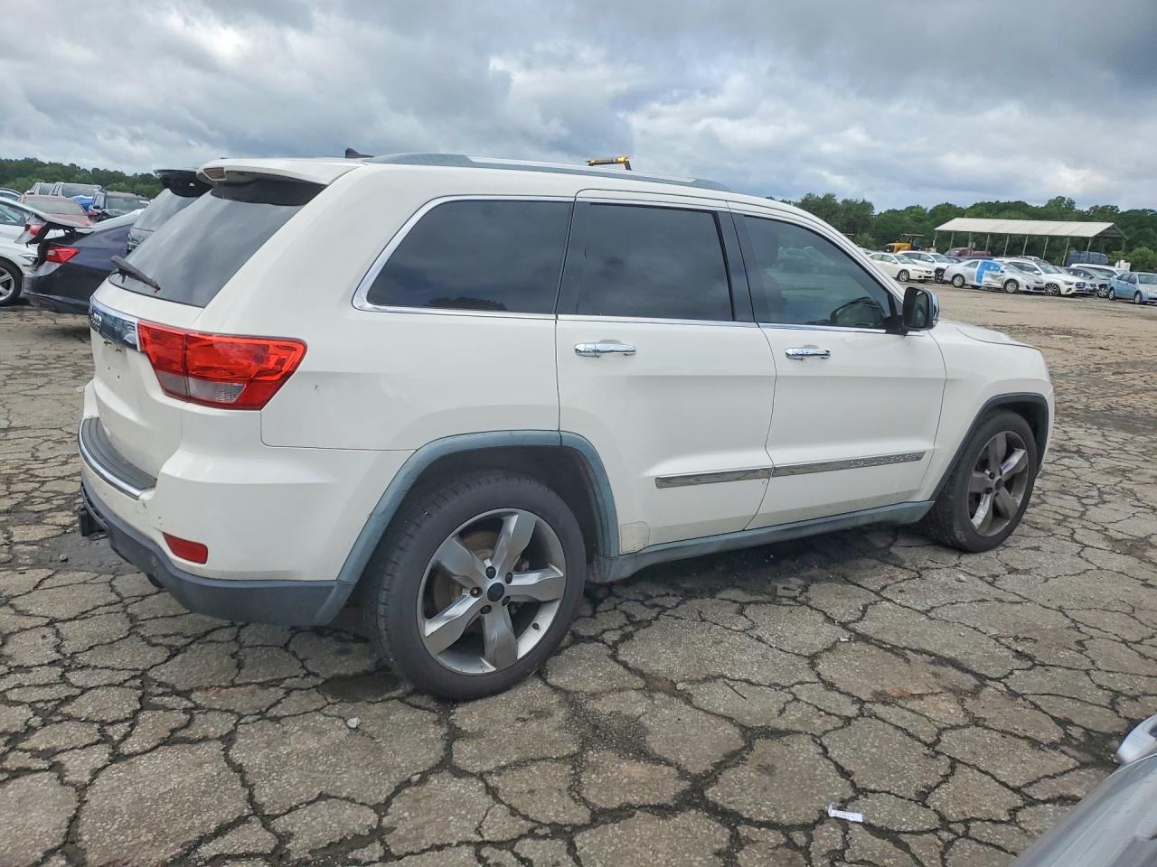 2011 Jeep Grand Cherokee Overland White vin: 1J4RR6GT0BC714075