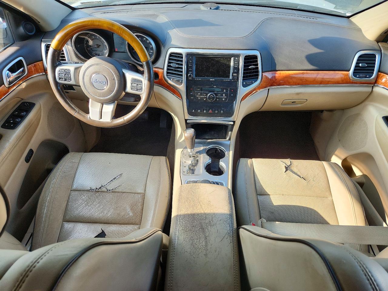 2011 Jeep Grand Cherokee Overland Silver vin: 1J4RR6GT1BC629407