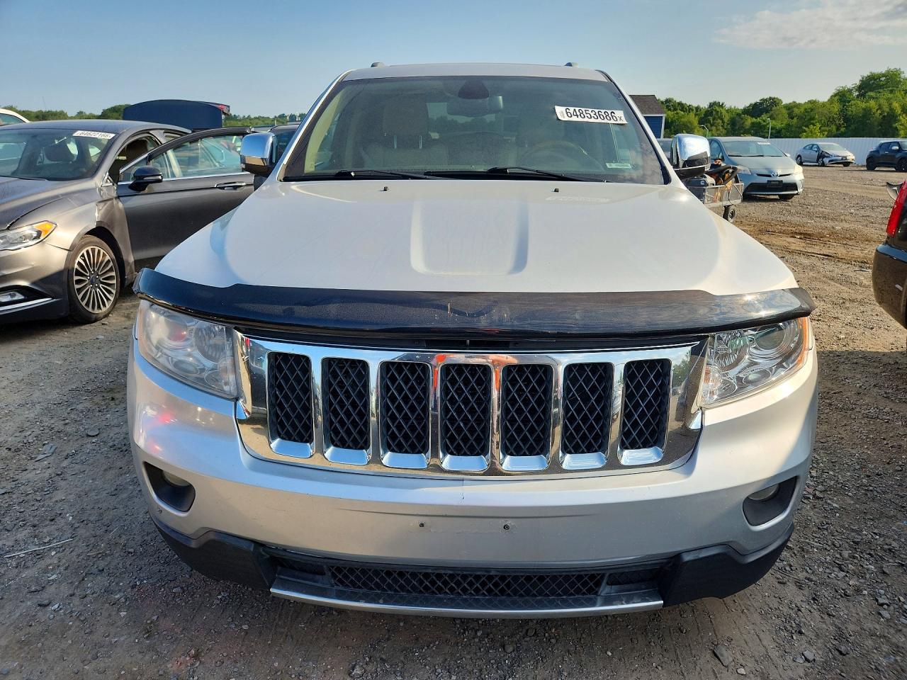 2011 Jeep Grand Cherokee Overland Silver vin: 1J4RR6GT1BC629407