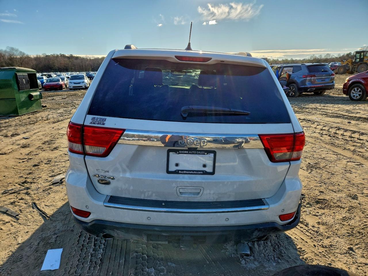 2011 Jeep Grand Cherokee Overland White vin: 1J4RR6GT1BC647843
