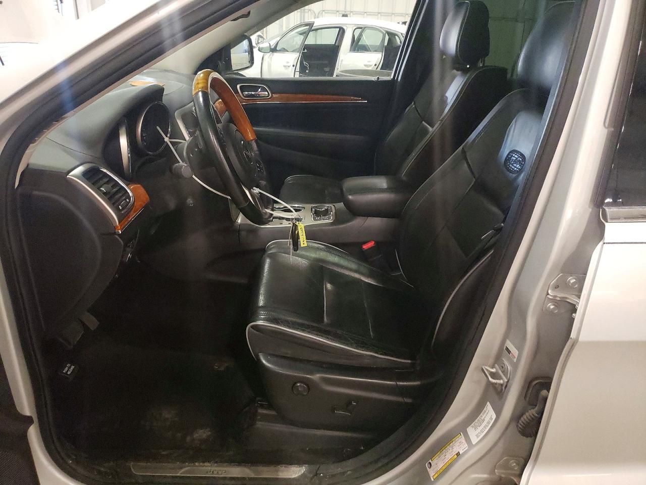 2011 Jeep Grand Cherokee Overland Silver vin: 1J4RR6GT1BC696248