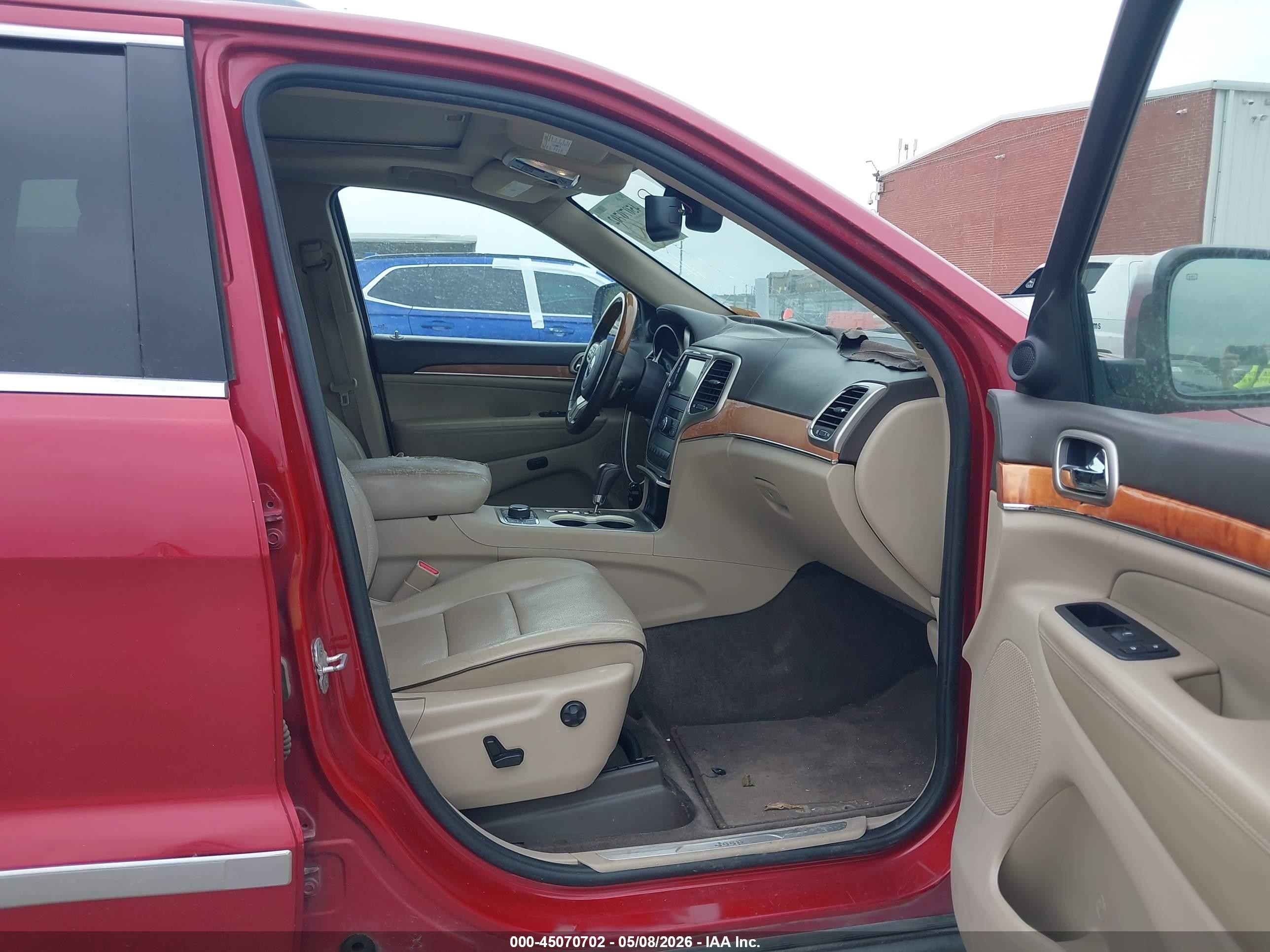 2011 Jeep Grand Cherokee Overland Burgundy vin: 1J4RR6GT2BC606024
