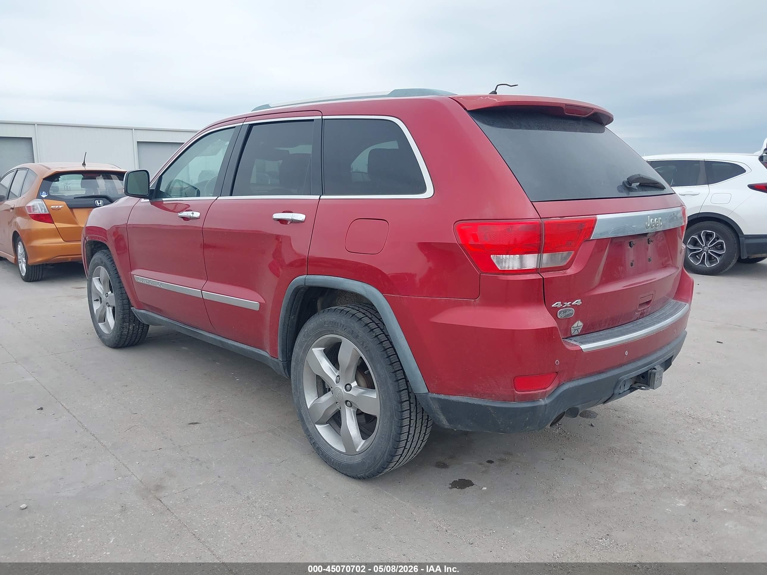 2011 Jeep Grand Cherokee Overland Burgundy vin: 1J4RR6GT2BC606024