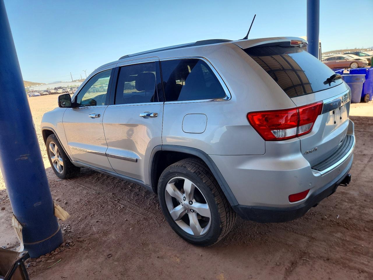 2011 Jeep Grand Cherokee Overland Silver vin: 1J4RR6GT4BC647805