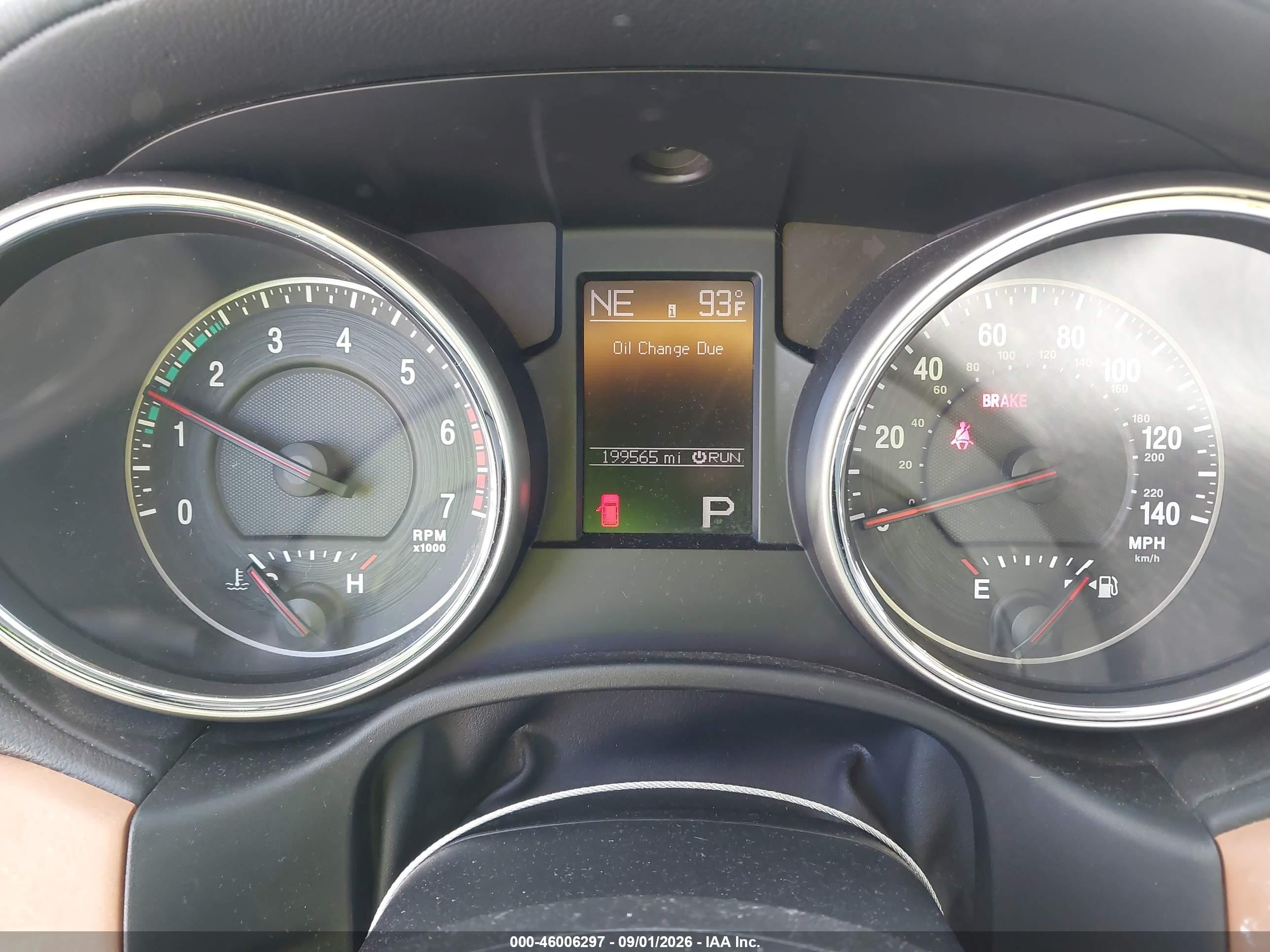 2011 Jeep Grand Cherokee Overland Silver vin: 1J4RR6GT5BC629538